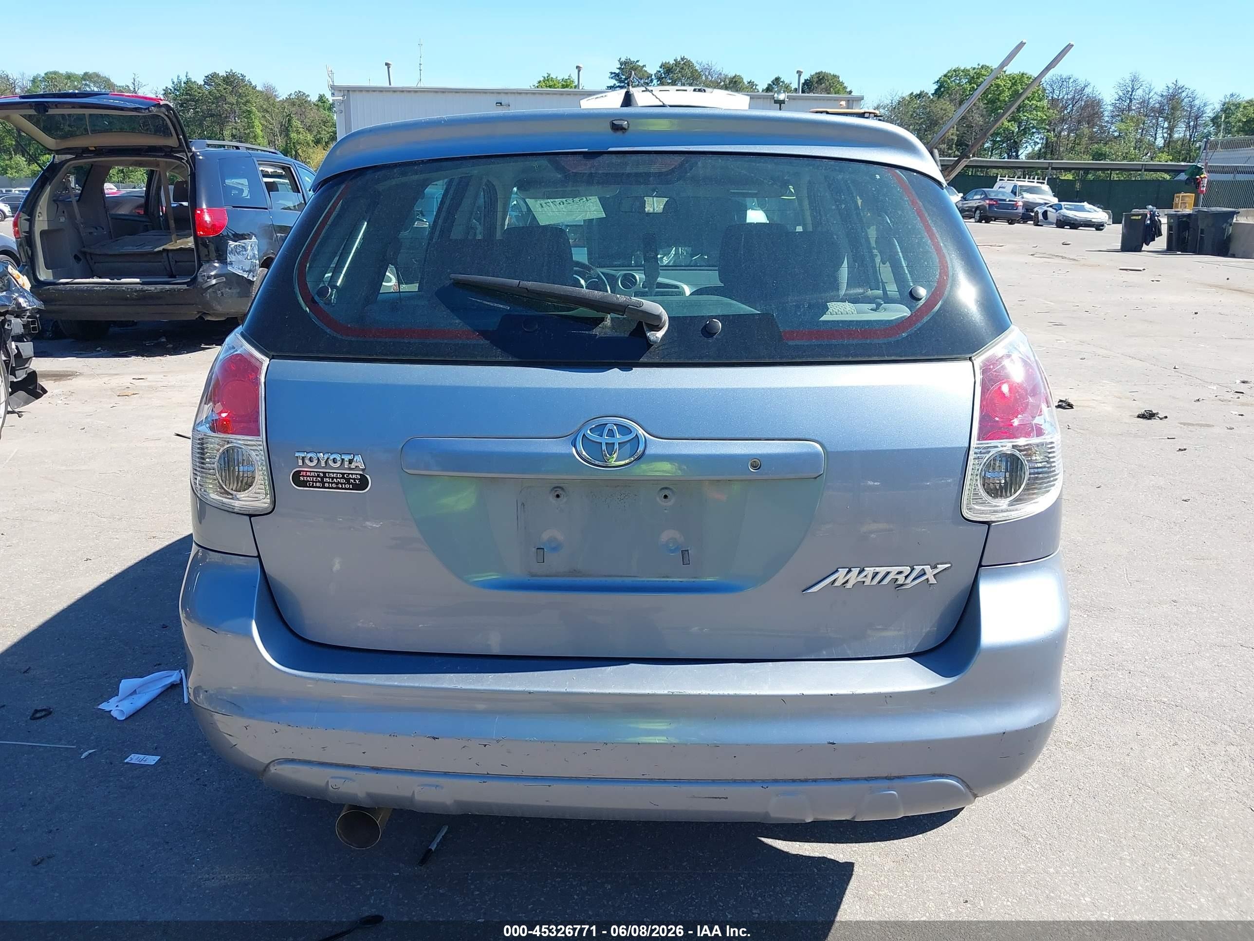 2005 Toyota Matrix   Light Blue vin: 2T1KR32E85C445317