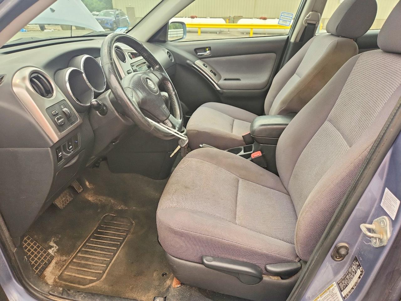 2006 Toyota Corolla Matrix Xr Blue vin: 2T1KR32E86C561599