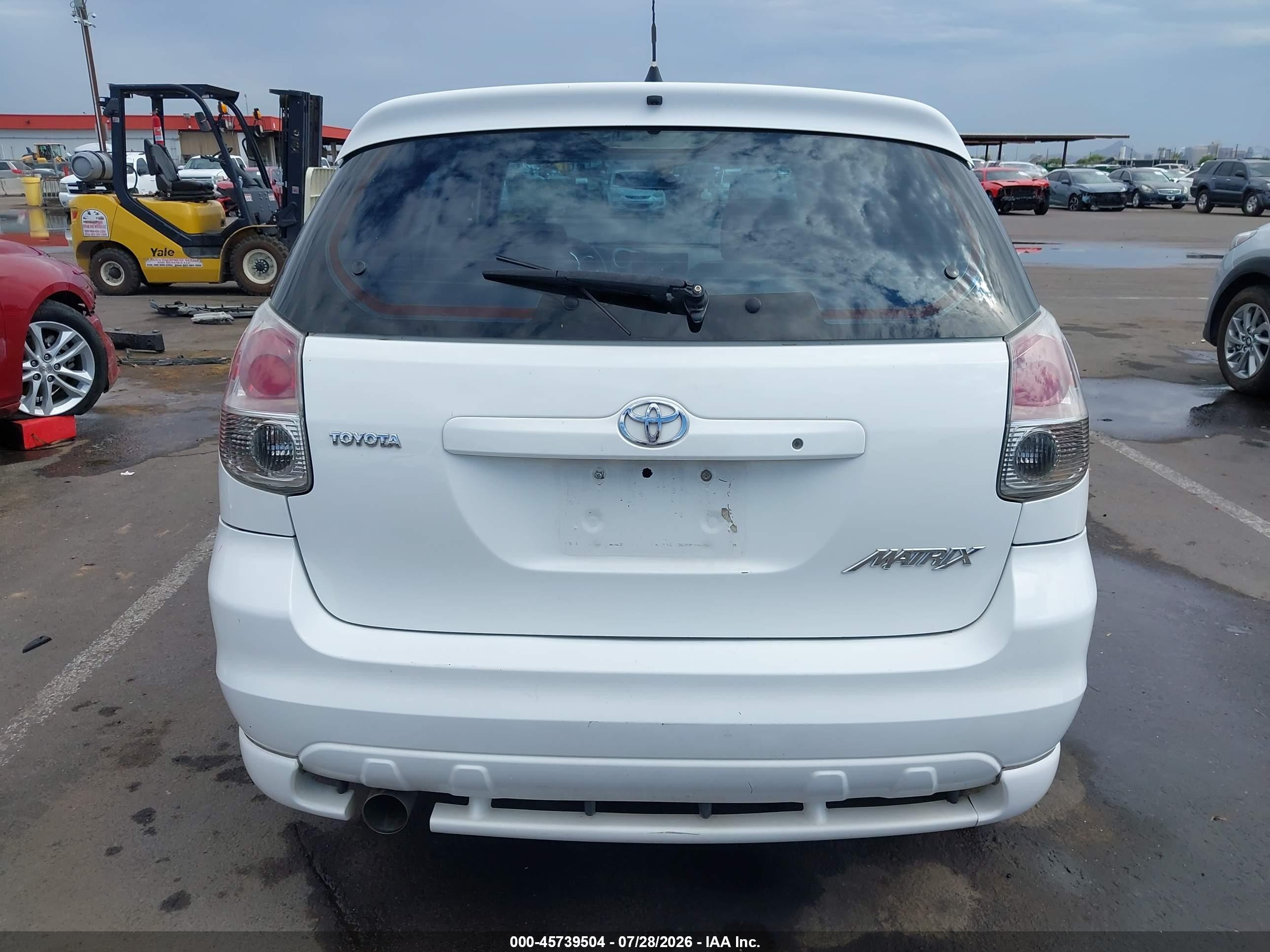 2006 Toyota Matrix Xr White vin: 2T1KR32E86C577690