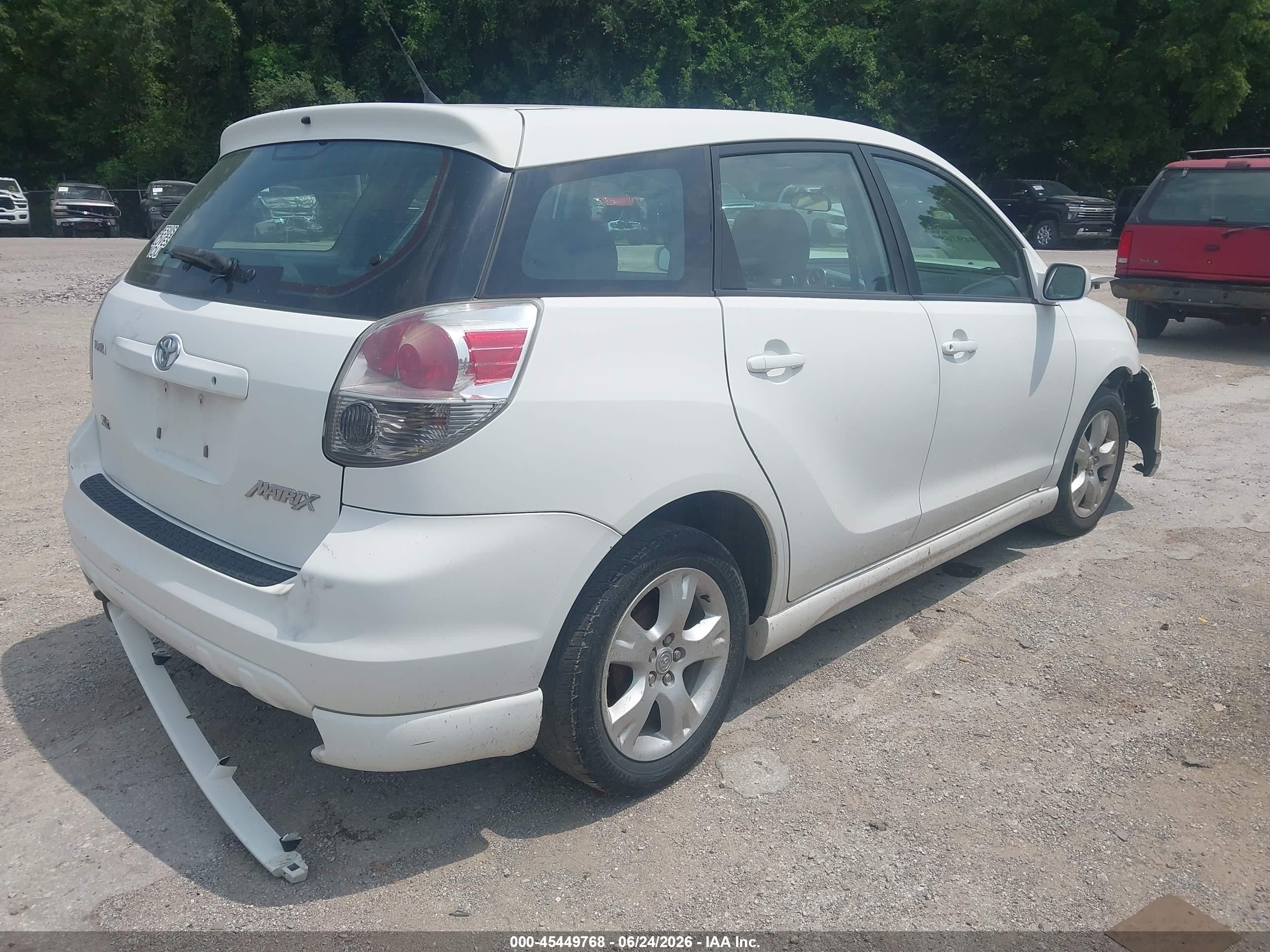 2006 Toyota Matrix Xr White vin: 2T1KR32E86C609277