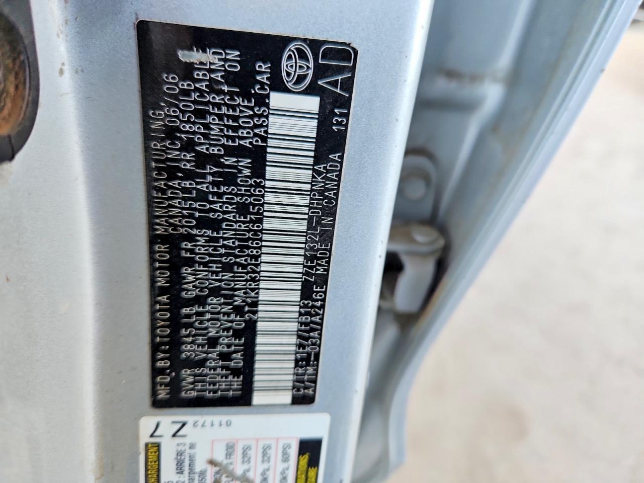 2006 Toyota Corolla Matrix Xr Silver vin: 2T1KR32E86C615063