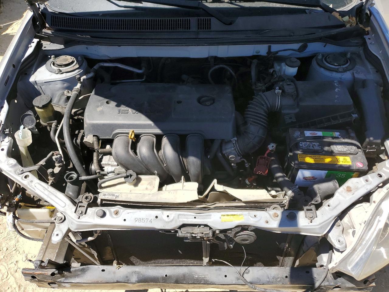 2008 Toyota Matrix Base Silver vin: 2T1KR32E88C700987