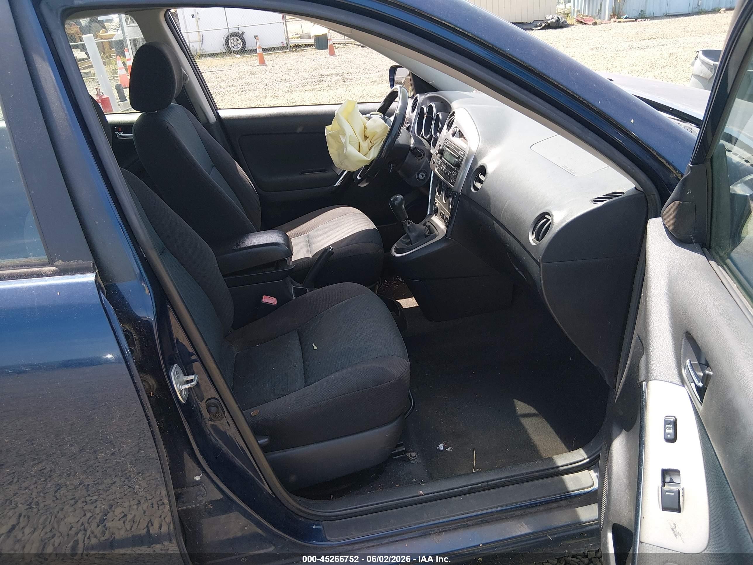 2008 Toyota Matrix Xr Blue vin: 2T1KR32E88C712606