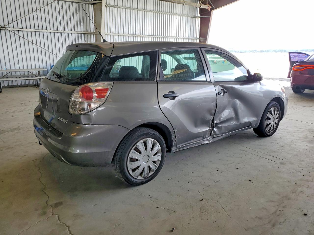 2008 Toyota Matrix Base Угольный vin: 2T1KR32E88C713853