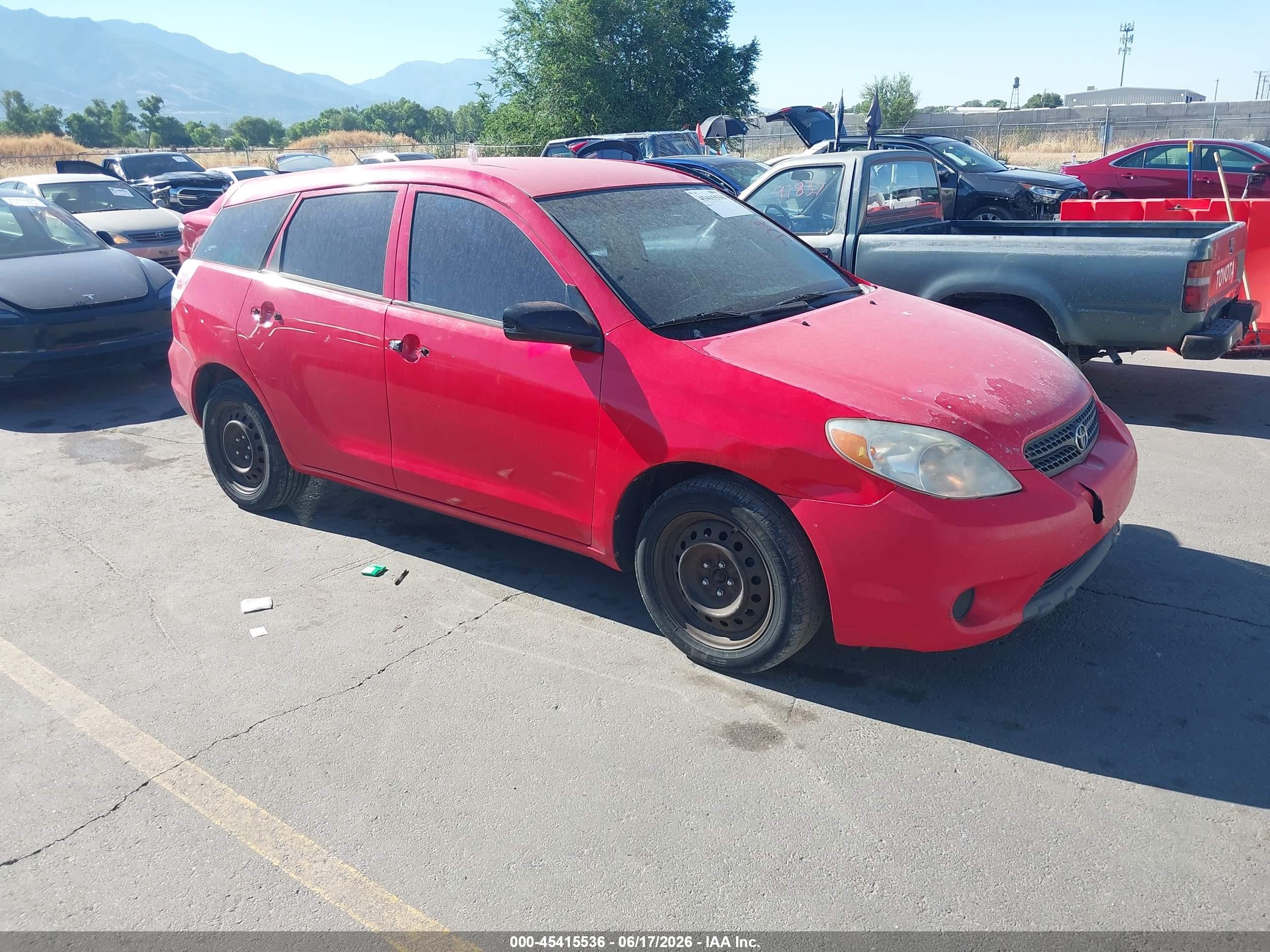 2008 Toyota Matrix Std Red vin: 2T1KR32E88C717031