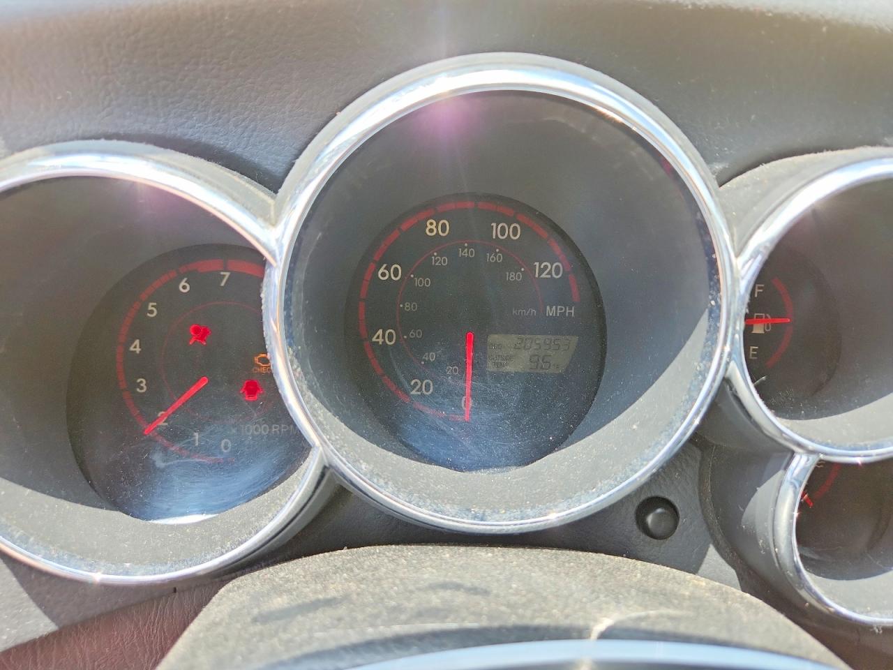 2004 Toyota Matrix Base Yellow vin: 2T1KR32E94C177182