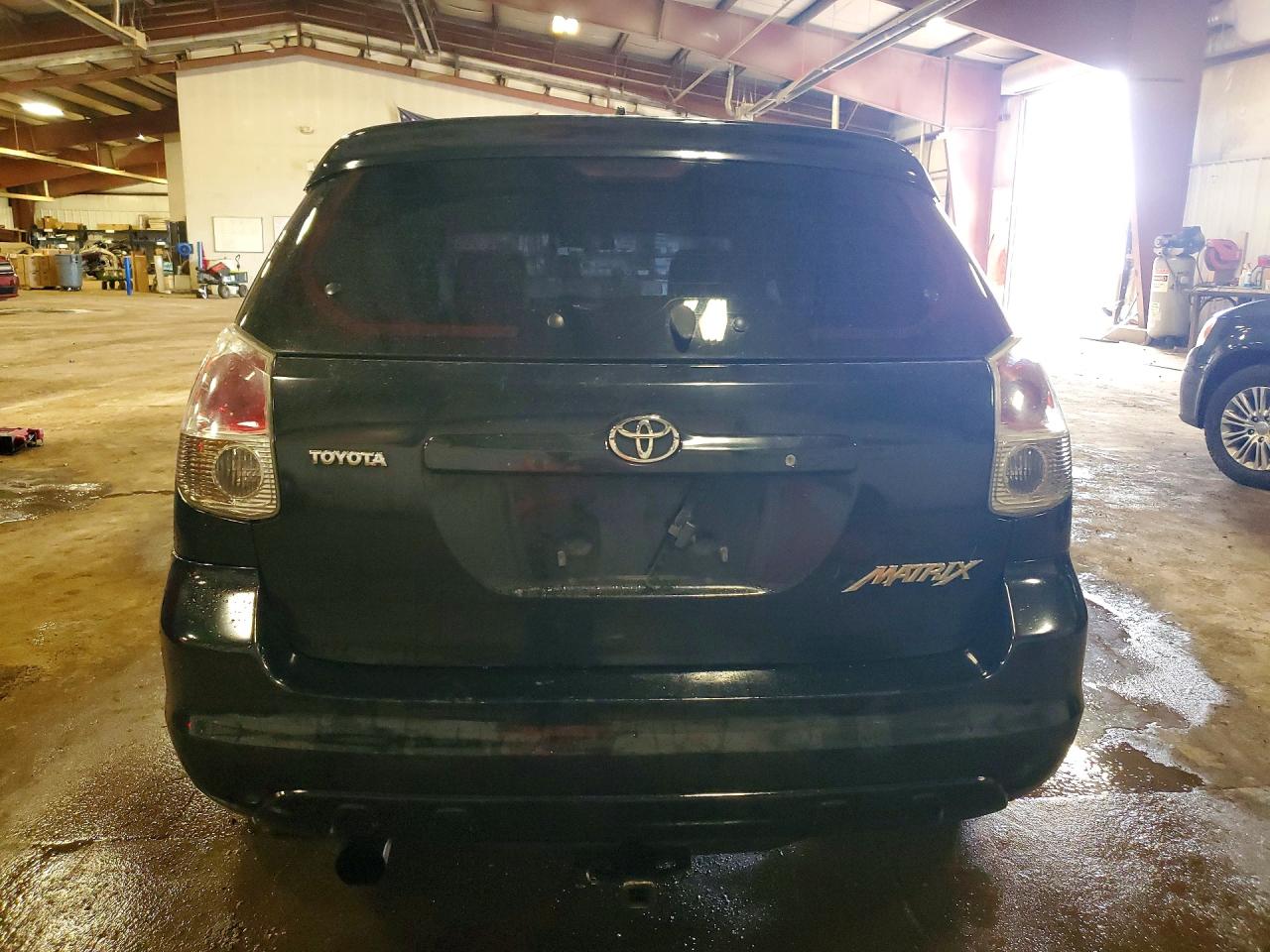 2005 Toyota Corolla Matrix Xr Black vin: 2T1KR32E95C341631