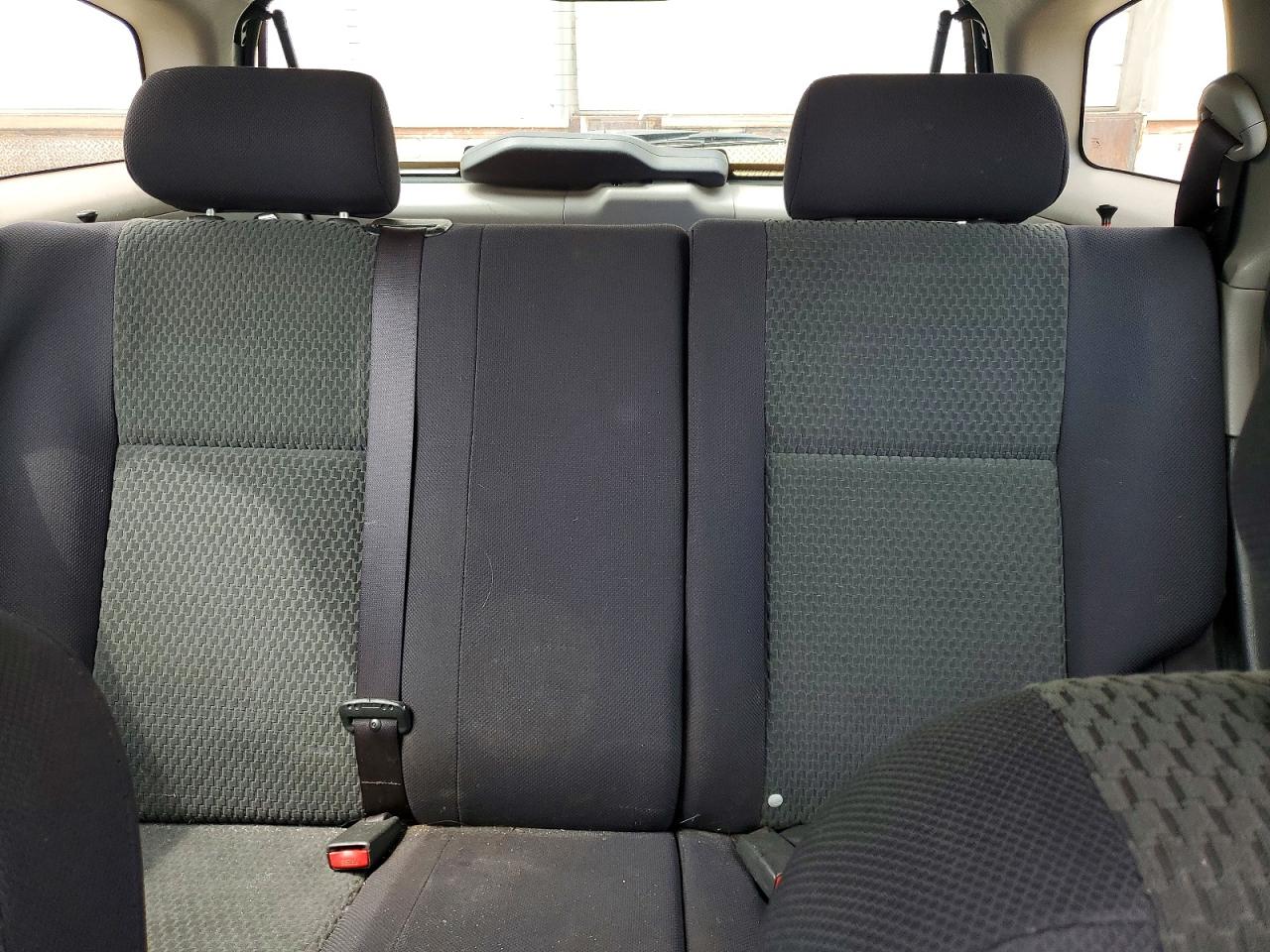 2005 Toyota Matrix Base Серый vin: 2T1KR32E95C382518
