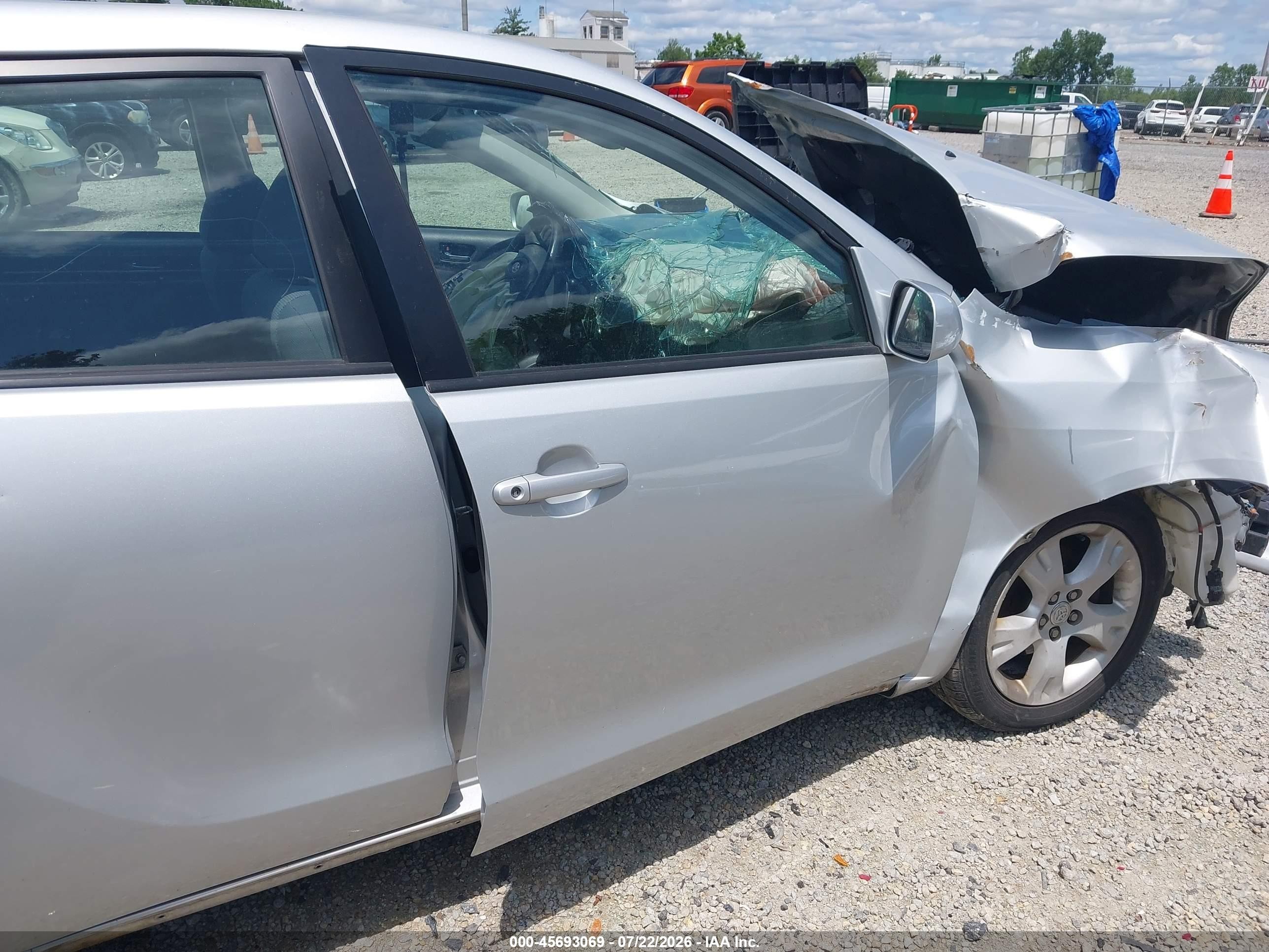 2005 Toyota Matrix Xr Silver vin: 2T1KR32E95C388643