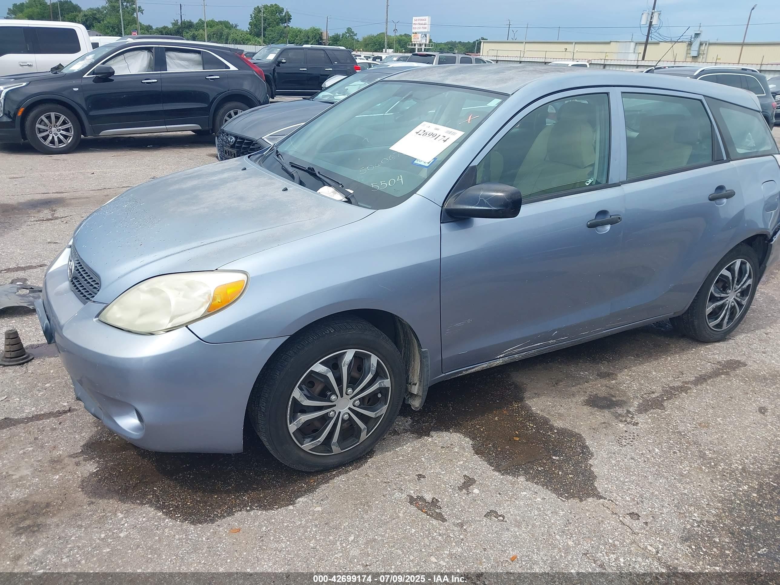 2005 Toyota Matrix   Light Blue vin: 2T1KR32E95C485504