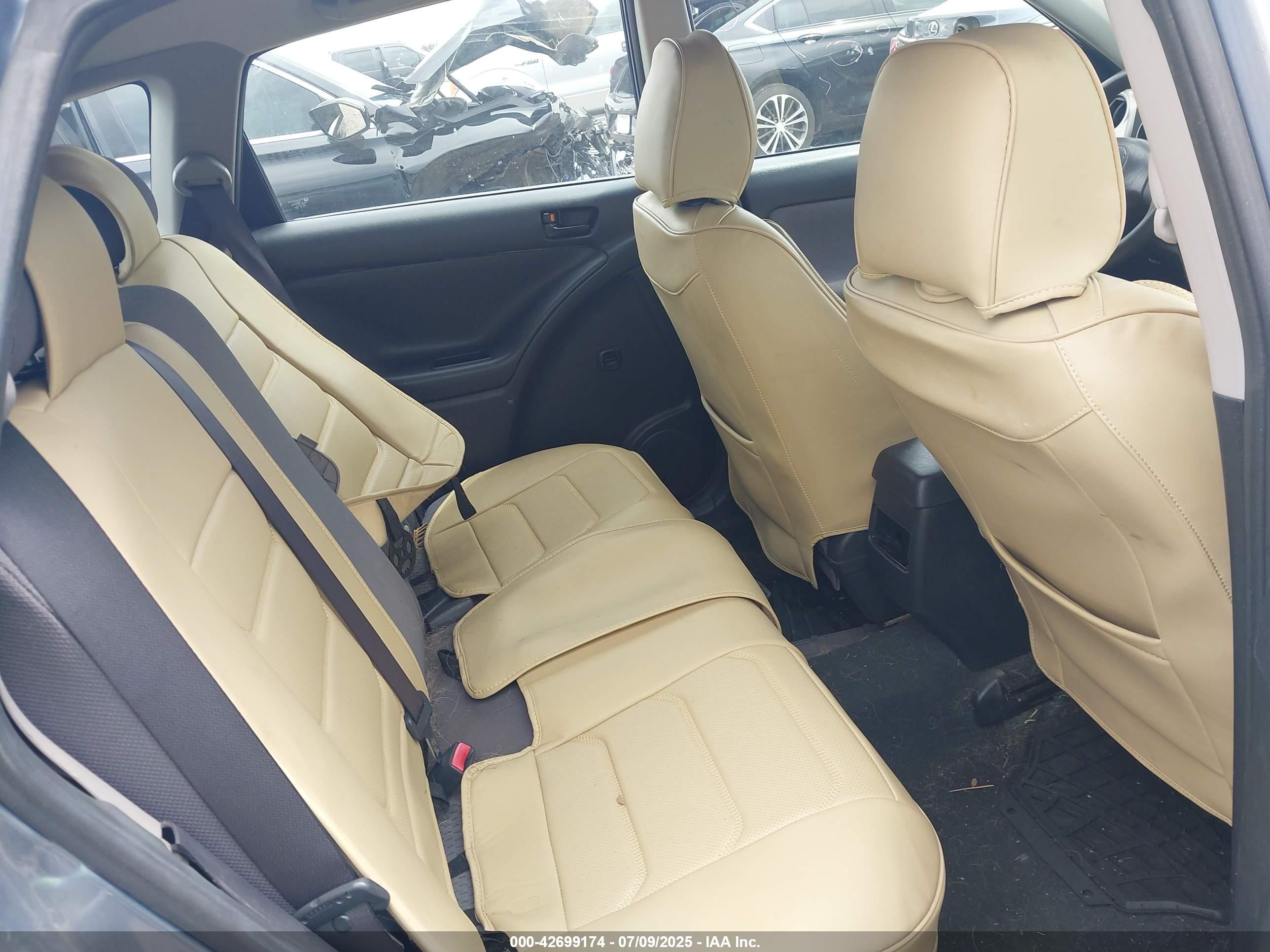 2005 Toyota Matrix   Light Blue vin: 2T1KR32E95C485504