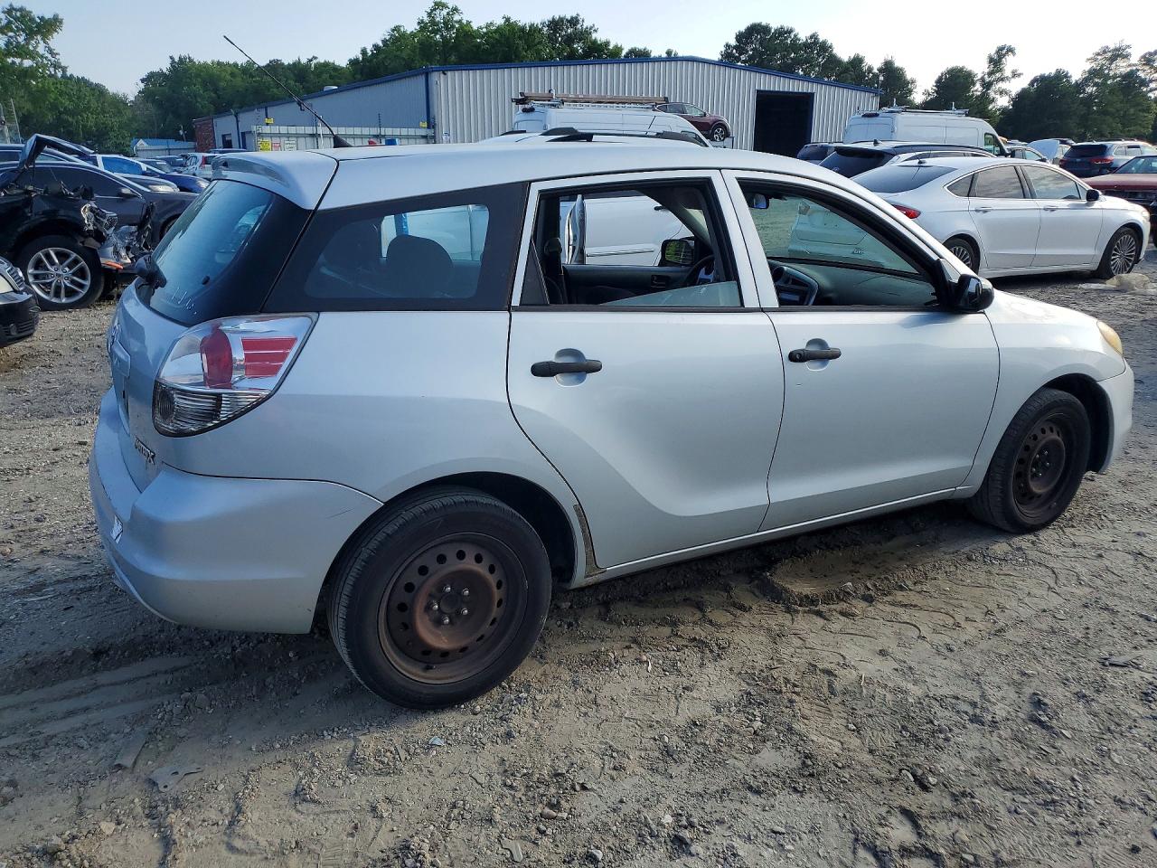 2005 Toyota Matrix Silver vin: 2T1KR32E95C505671
