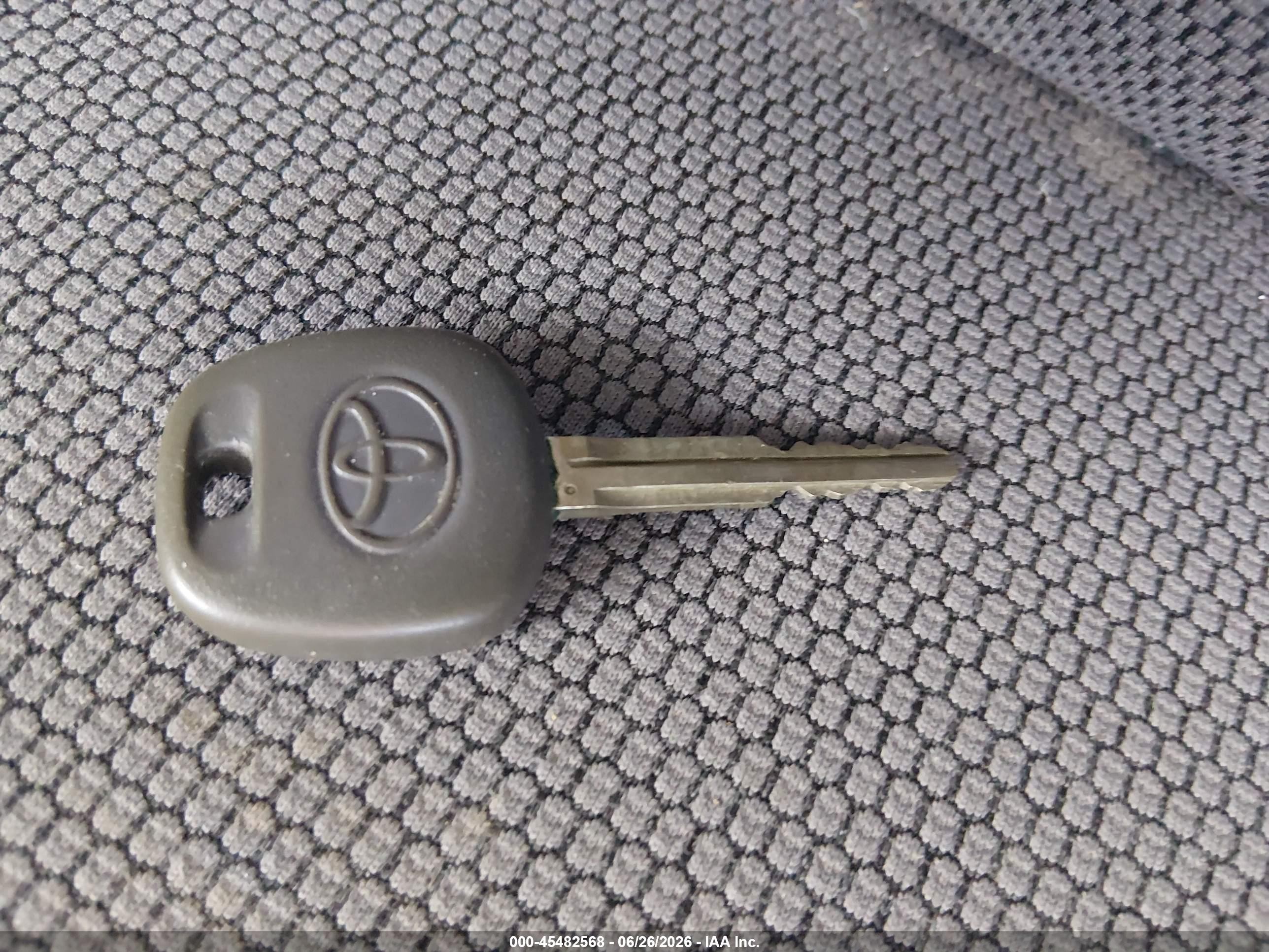 2007 Toyota Matrix Xr Blue vin: 2T1KR32E97C630530