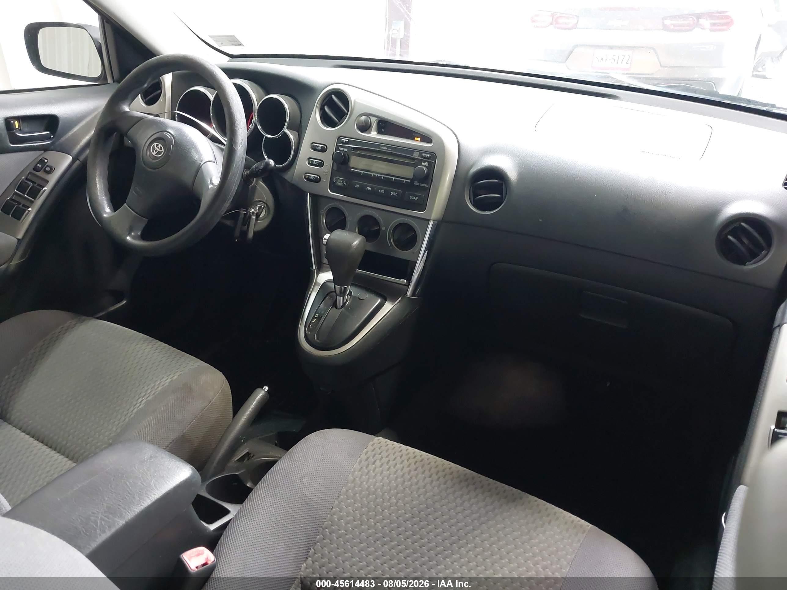 2007 Toyota Matrix   Red vin: 2T1KR32E97C641589