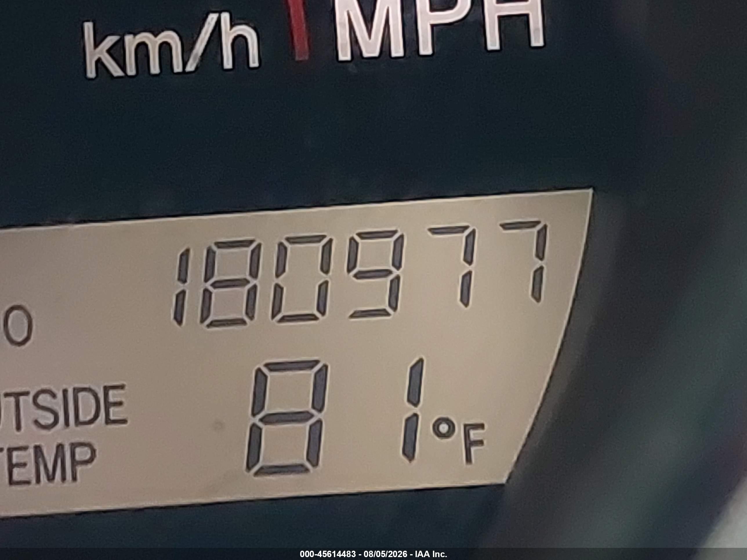 2007 Toyota Matrix   Red vin: 2T1KR32E97C641589