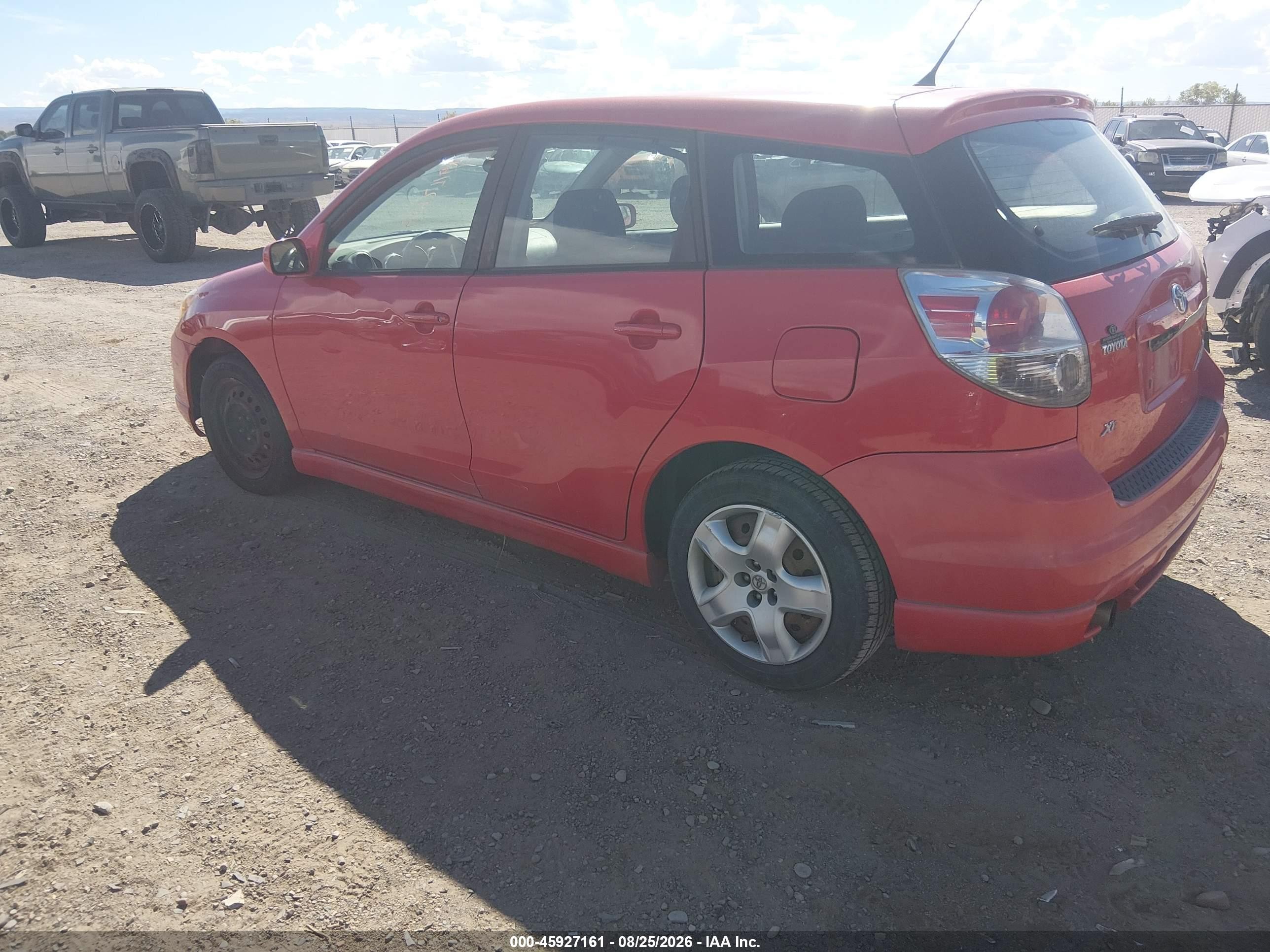 2007 Toyota Matrix Xr Красный vin: 2T1KR32E97C665178