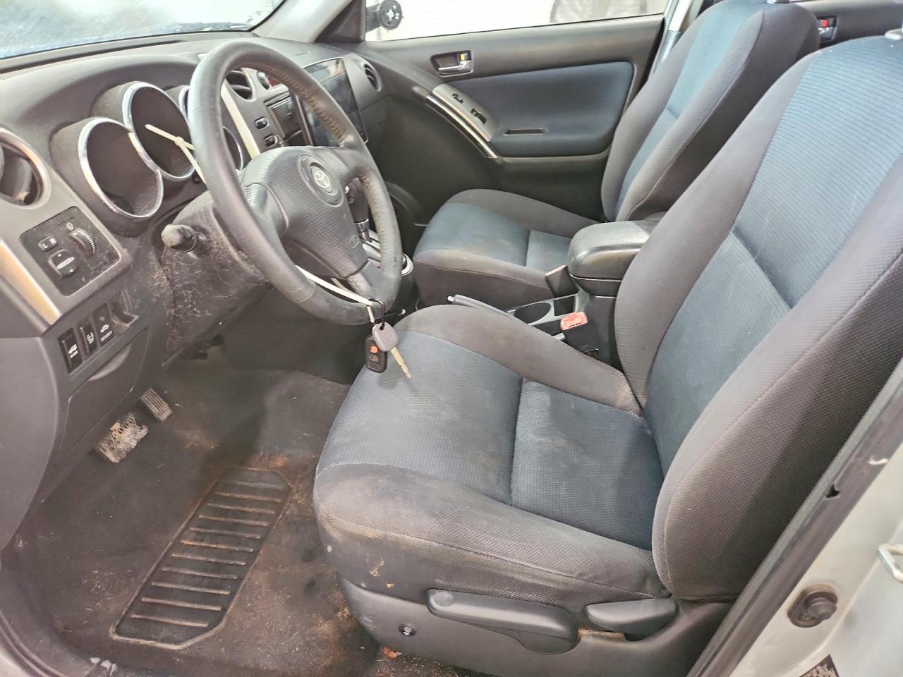 2008 Toyota Corolla Matrix Xr Silver vin: 2T1KR32E98C686677
