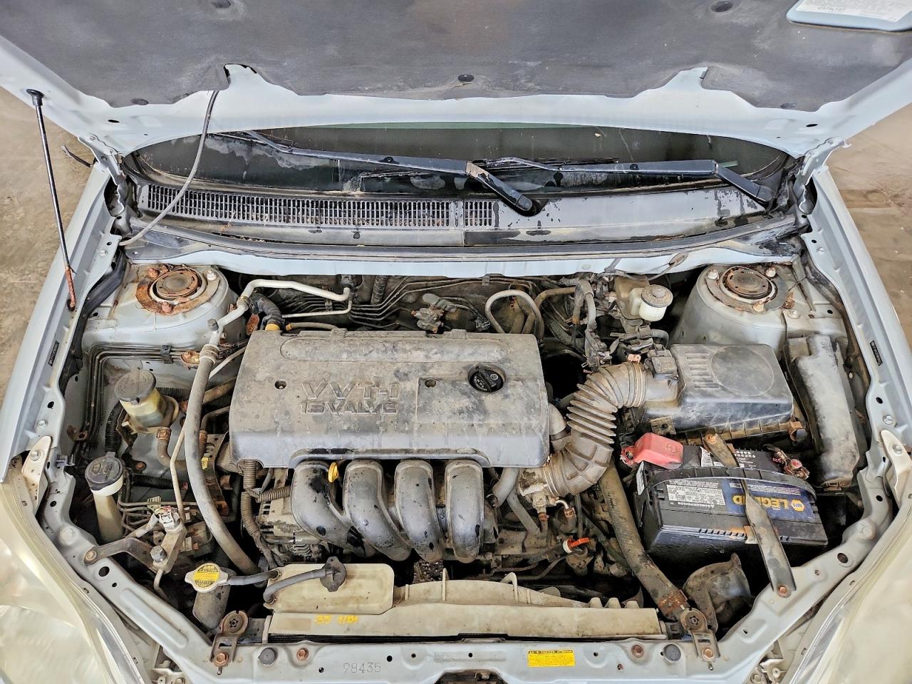 2008 Toyota Corolla Matrix Xr Silver vin: 2T1KR32E98C686677