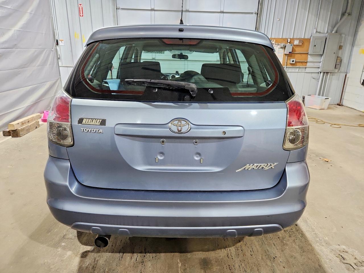 2008 Toyota Corolla Matrix Xr Blue vin: 2T1KR32E98C692236