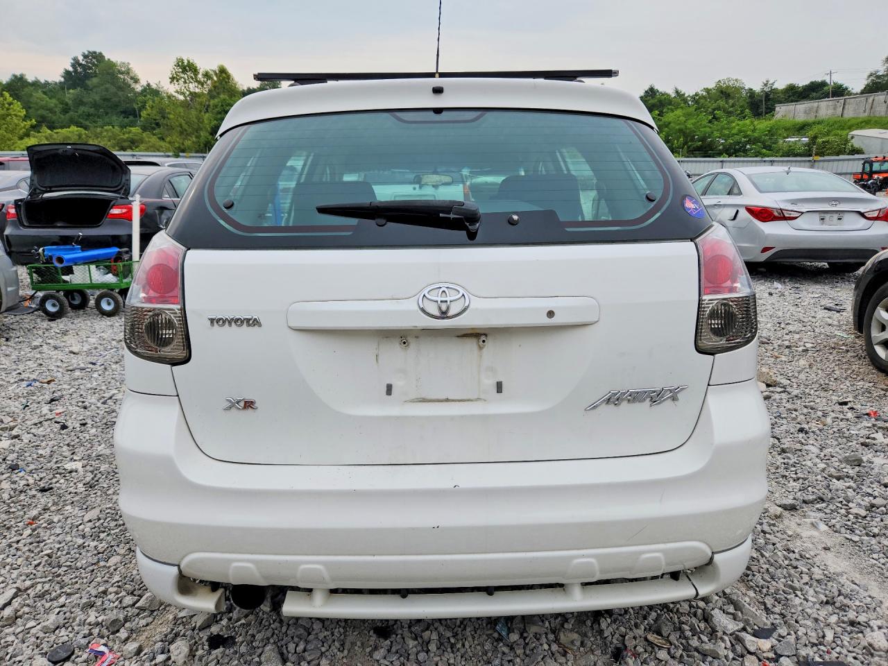 2008 Toyota Matrix Xr White vin: 2T1KR32E98C710377