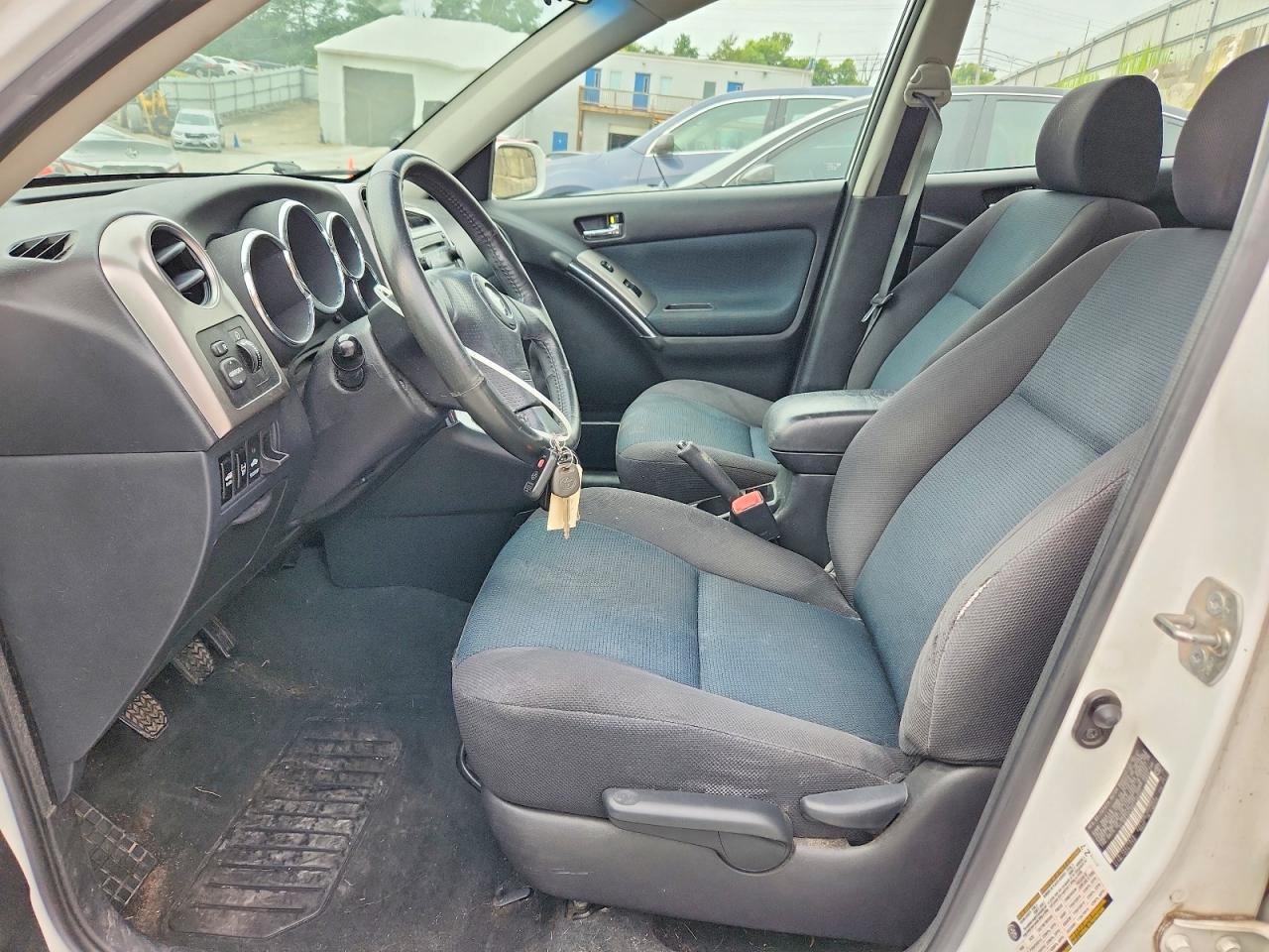 2008 Toyota Matrix Xr White vin: 2T1KR32E98C710377