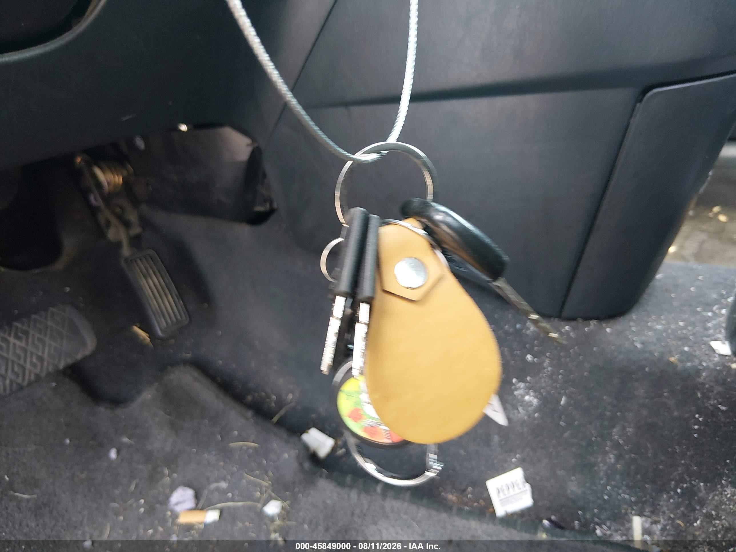 2005 Toyota Matrix   Серый vin: 2T1KR32EX5C329245