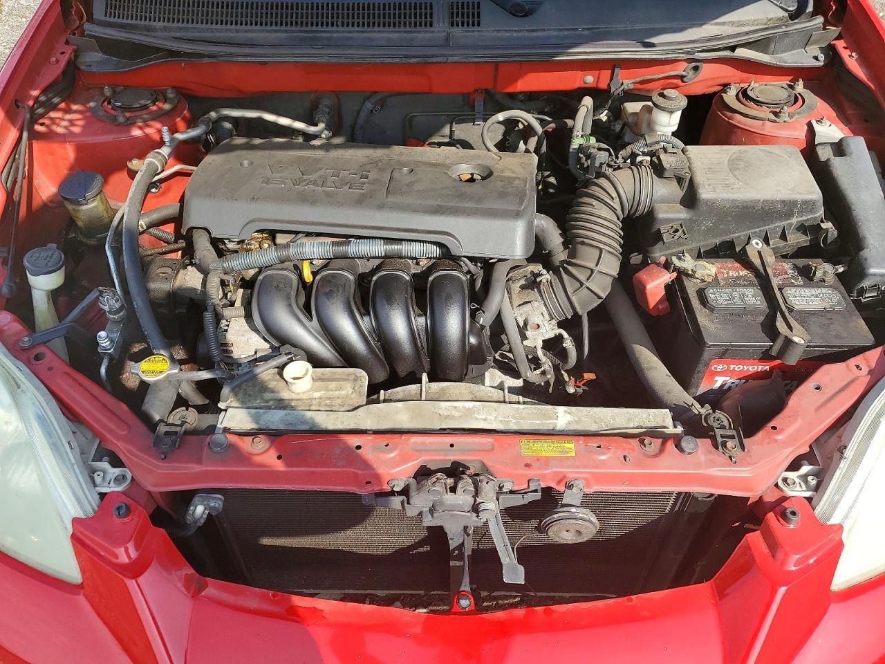 2005 Toyota Corolla Matrix Xr Red vin: 2T1KR32EX5C336423