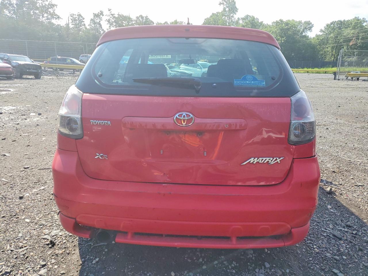 2005 Toyota Corolla Matrix Xr Red vin: 2T1KR32EX5C336423