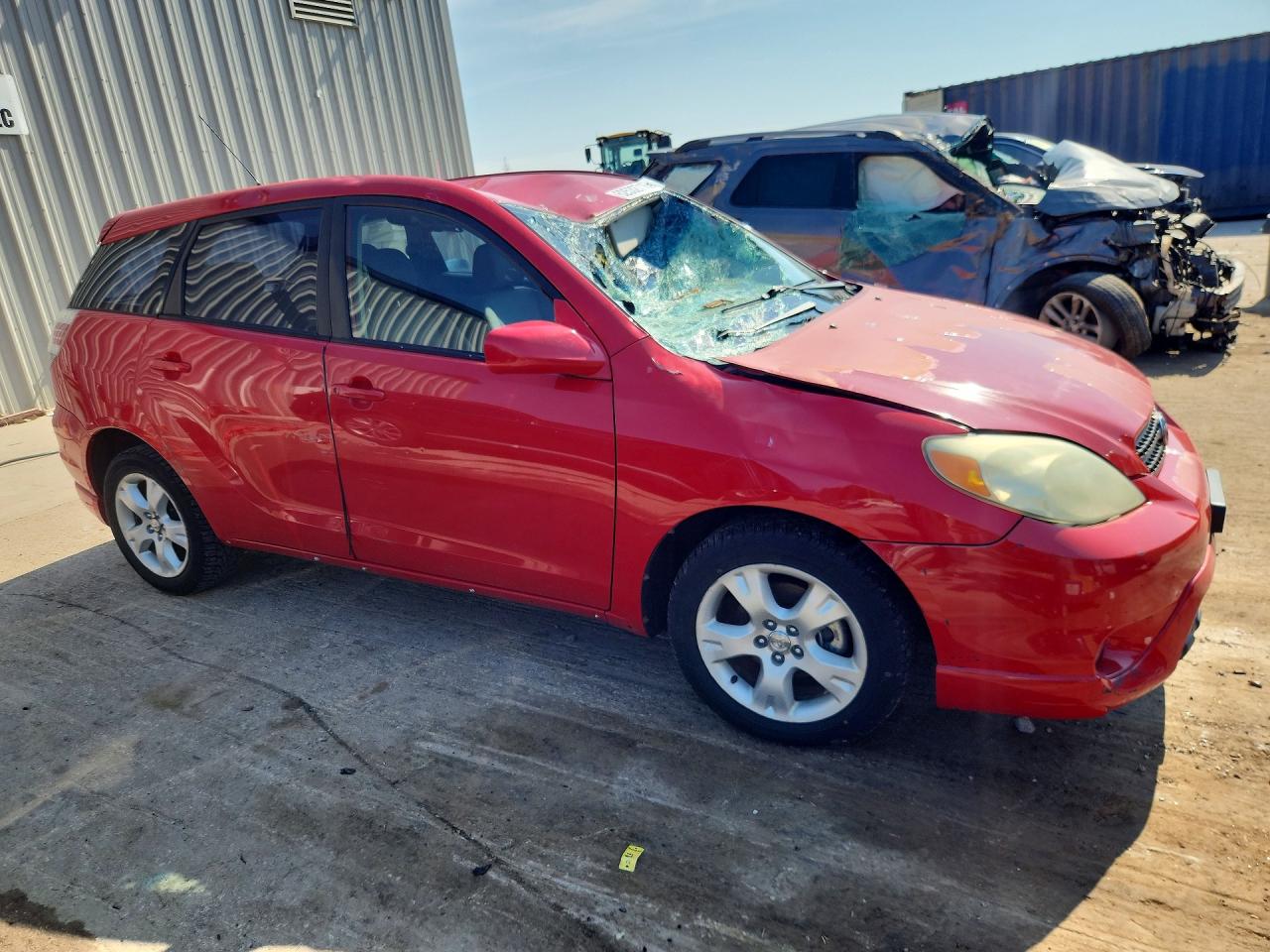 2005 Toyota Matrix Xr Red vin: 2T1KR32EX5C338334