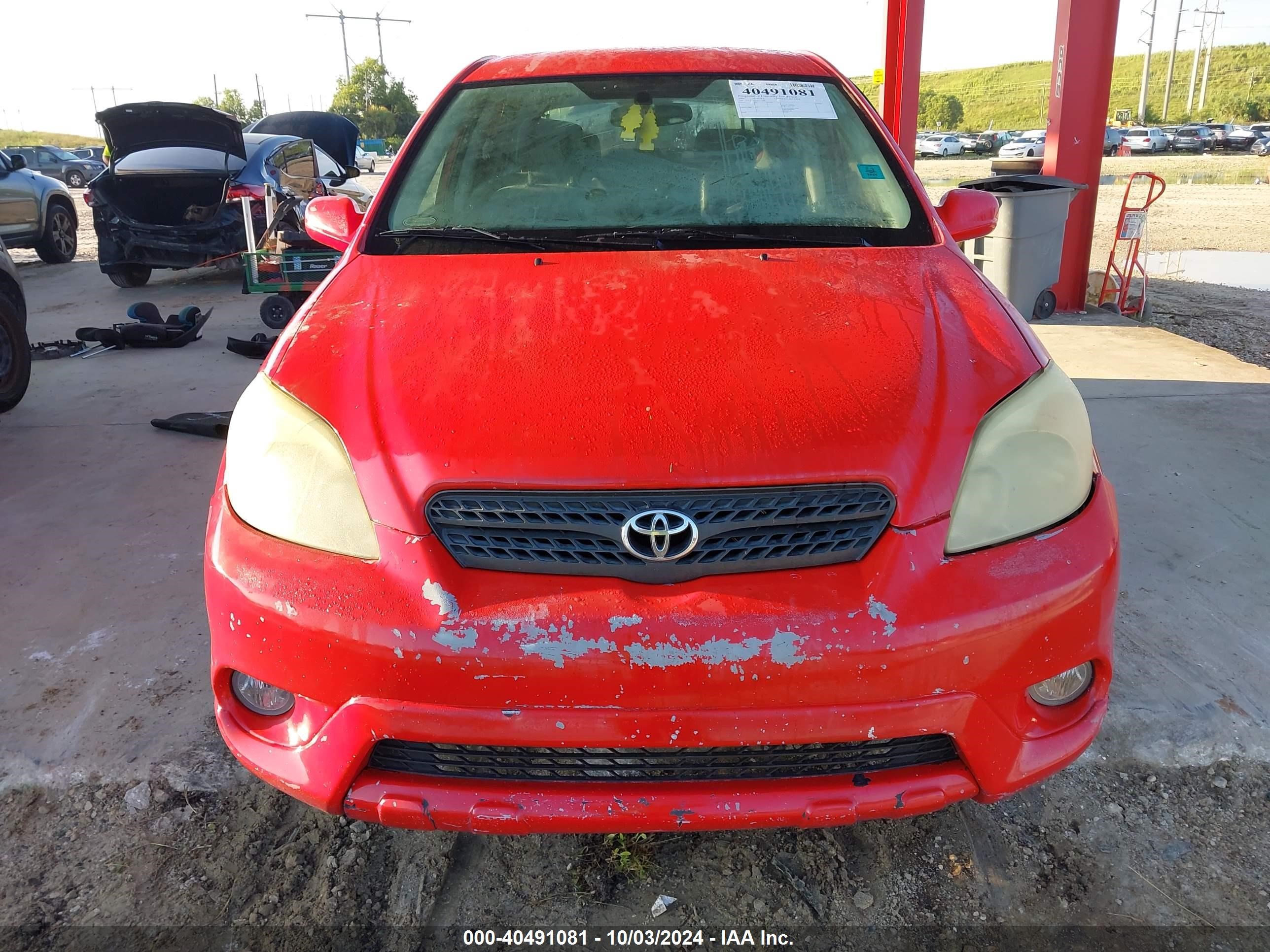 2005 Toyota Matrix Xr Red vin: 2T1KR32EX5C352685