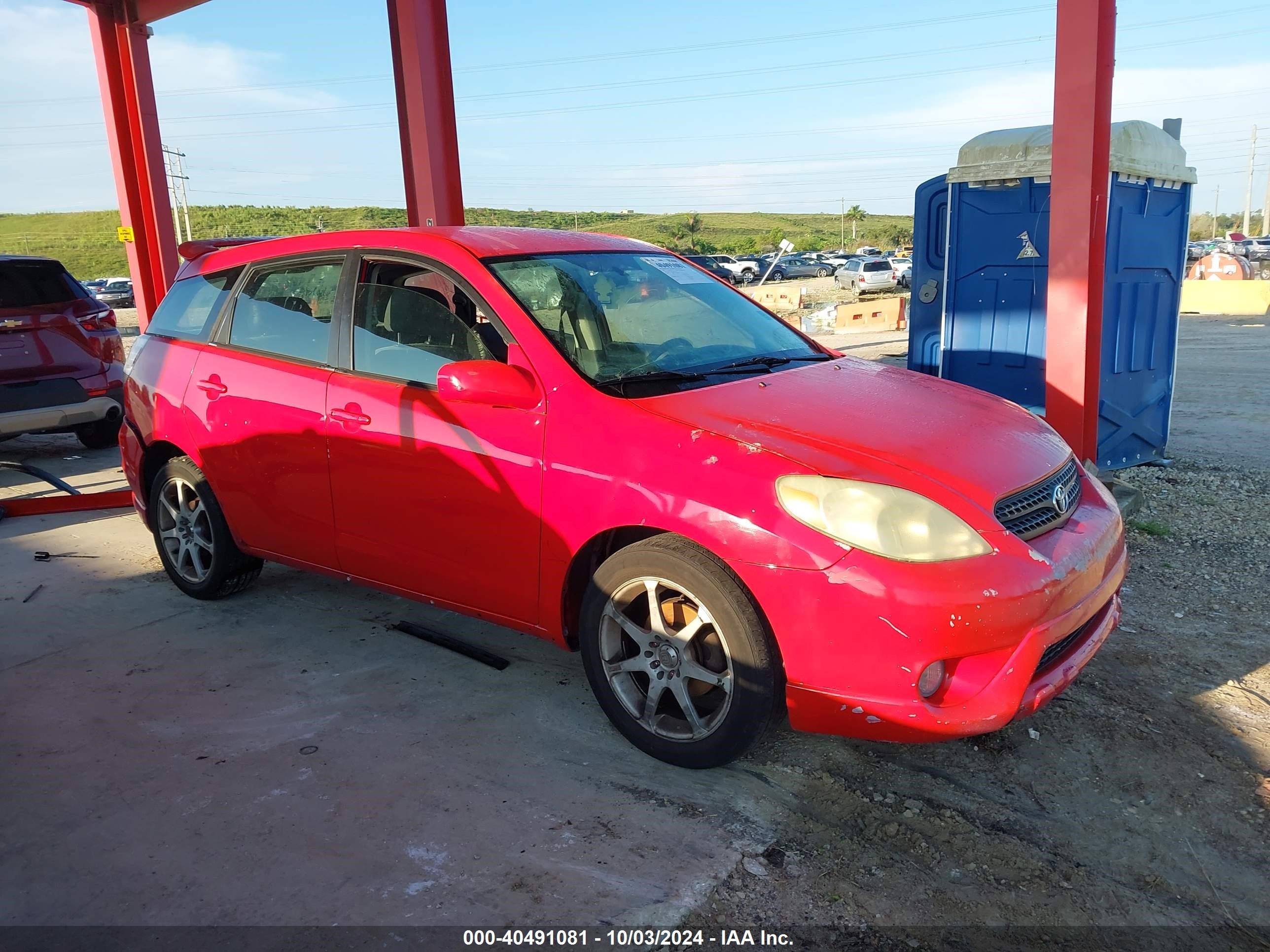 2005 Toyota Matrix Xr Red vin: 2T1KR32EX5C352685