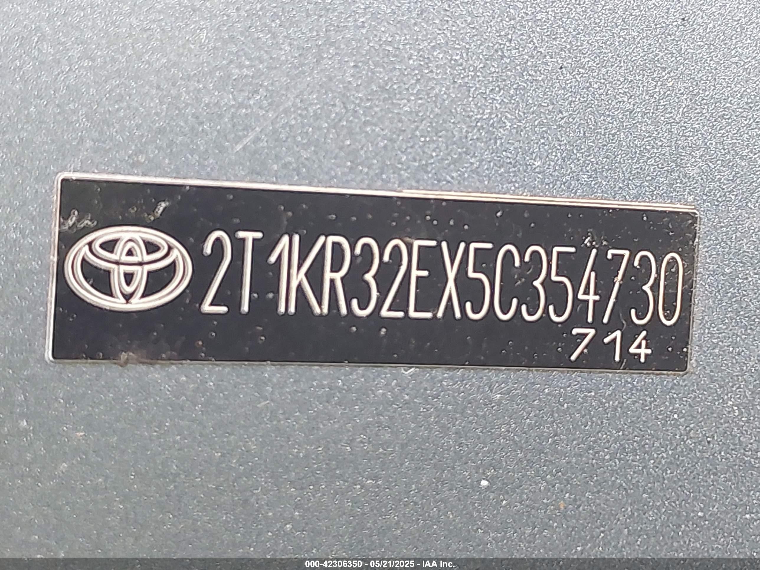 2005 Toyota Matrix Xr Black vin: 2T1KR32EX5C354730