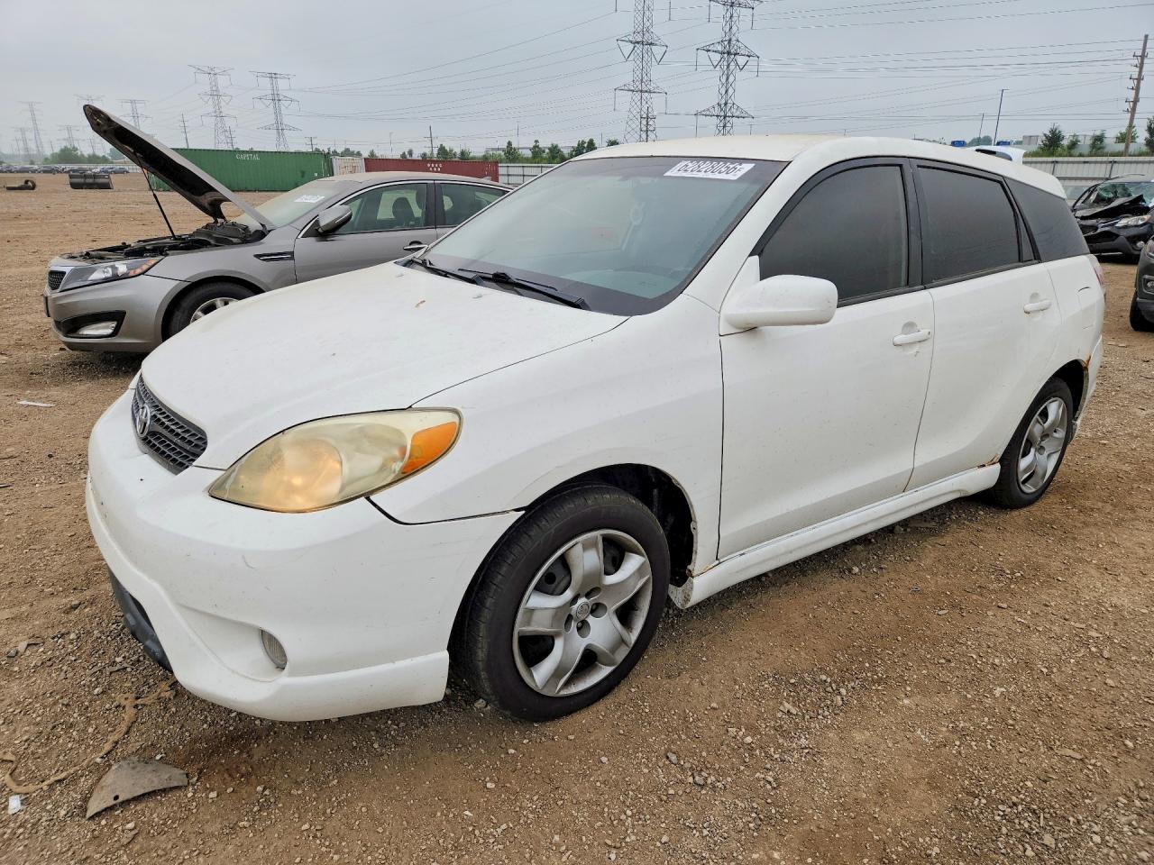 2005 Toyota Matrix Xr Белый vin: 2T1KR32EX5C386271