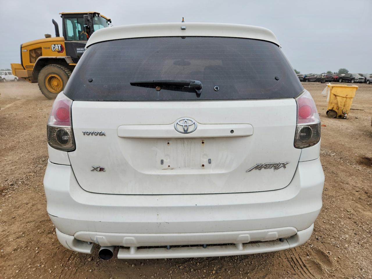 2005 Toyota Matrix Xr Белый vin: 2T1KR32EX5C386271