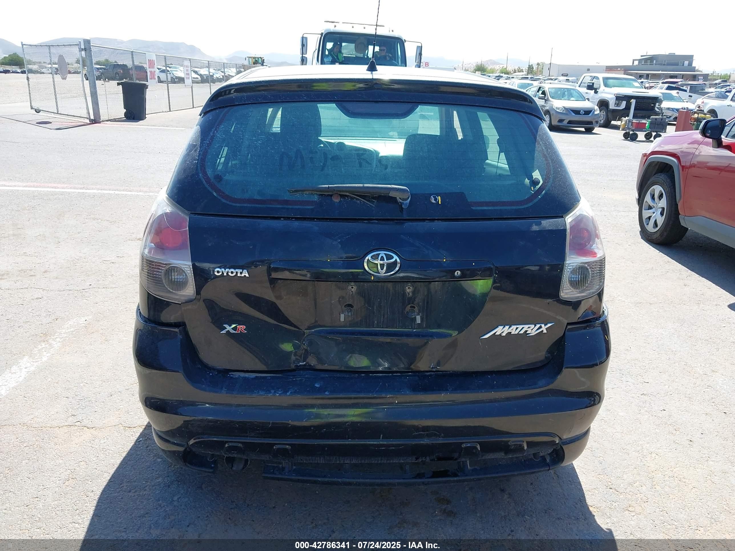 2005 Toyota Matrix Xr Black vin: 2T1KR32EX5C386707