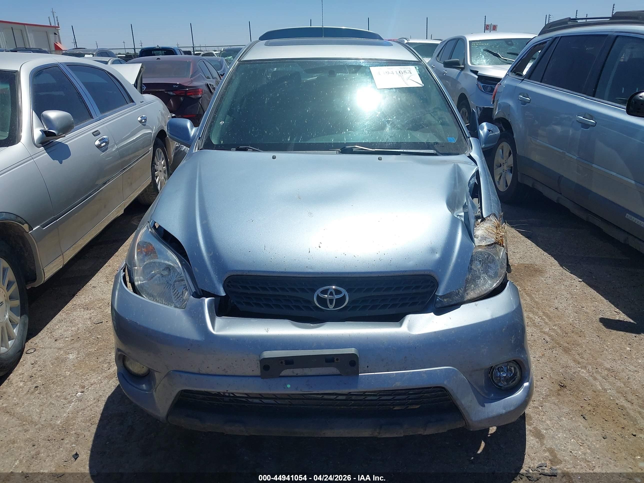 2005 Toyota Matrix Xr Silver vin: 2T1KR32EX5C392409