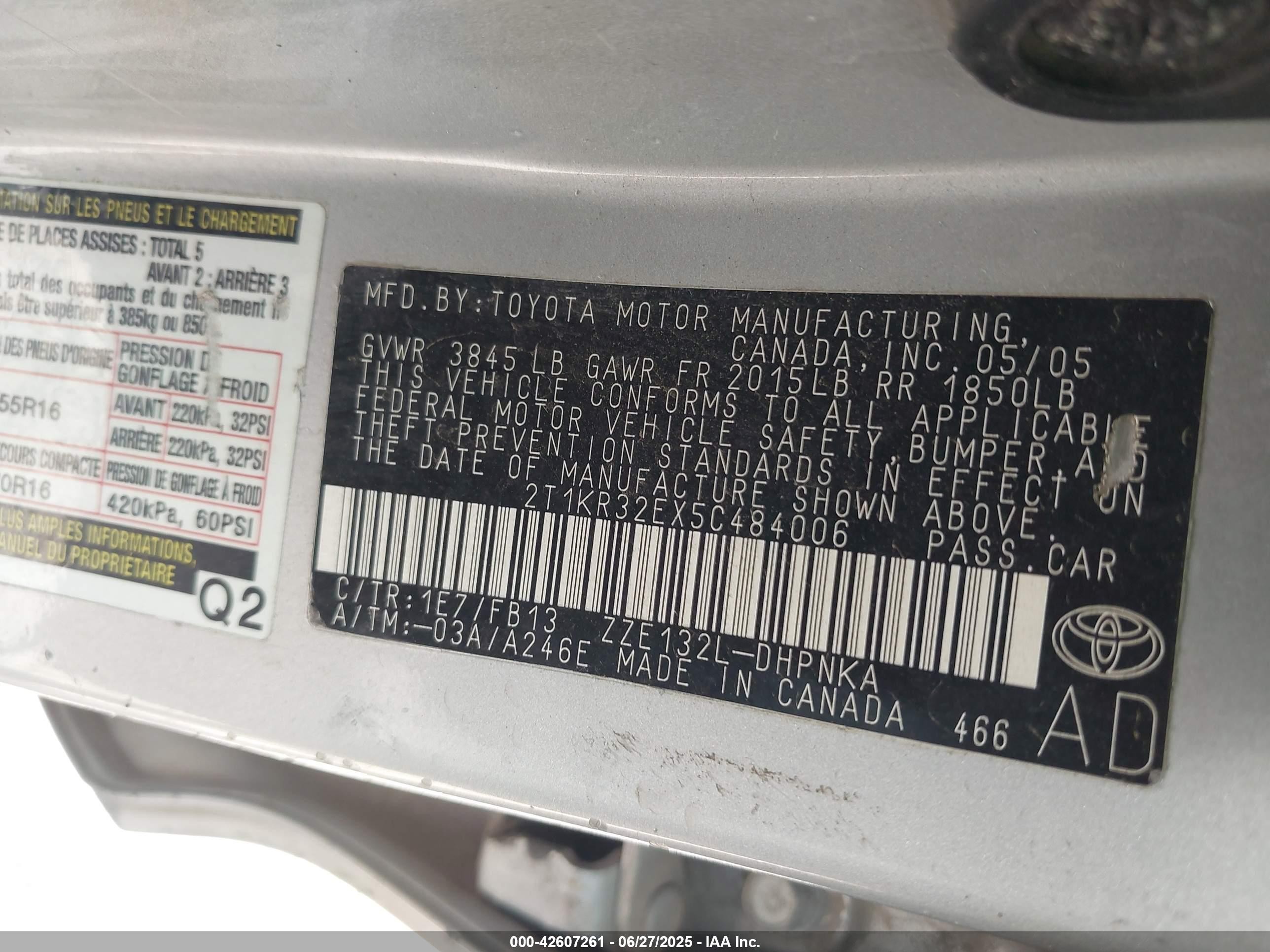 2005 Toyota Matrix Xr Silver vin: 2T1KR32EX5C484006