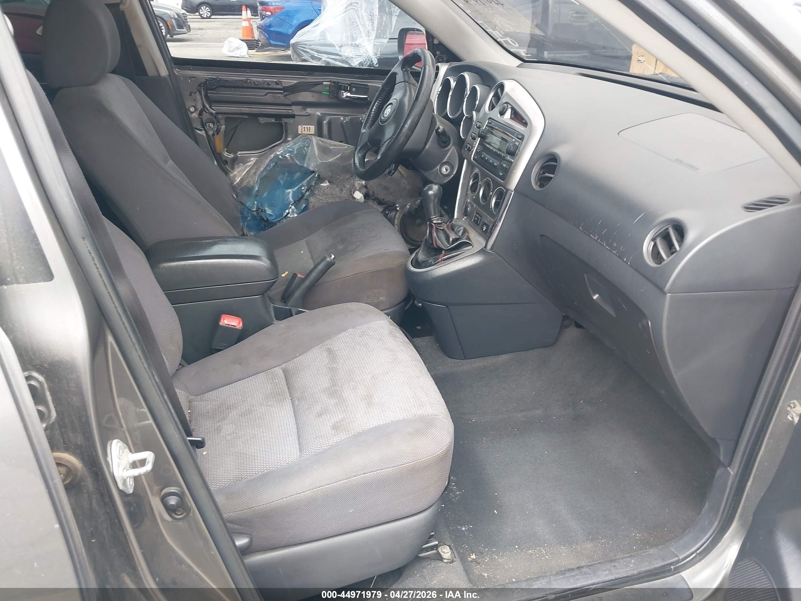 2005 Toyota Matrix Xr Brown vin: 2T1KR32EX5C501600