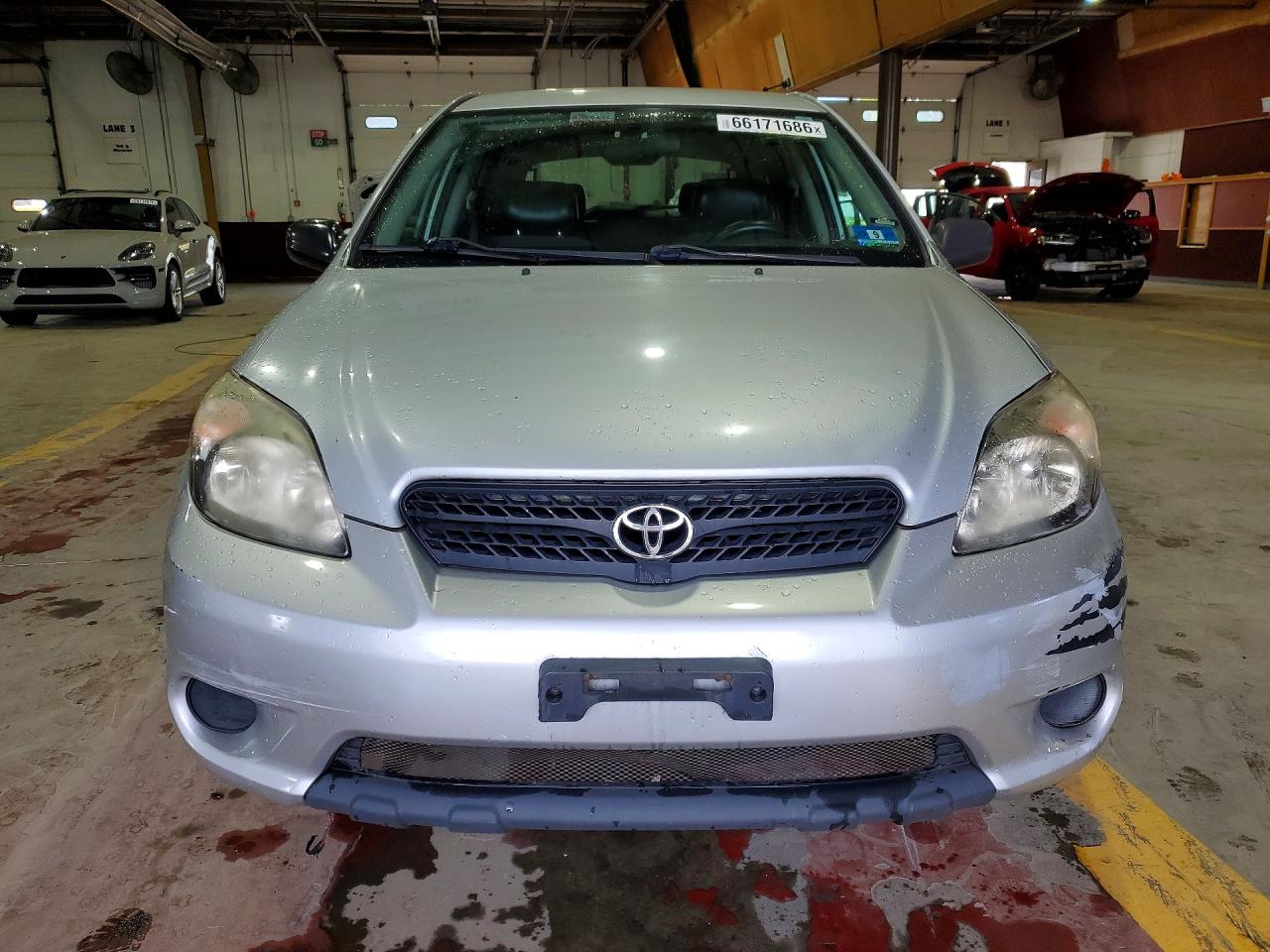 2006 Toyota Matrix Base Silver vin: 2T1KR32EX6C575262