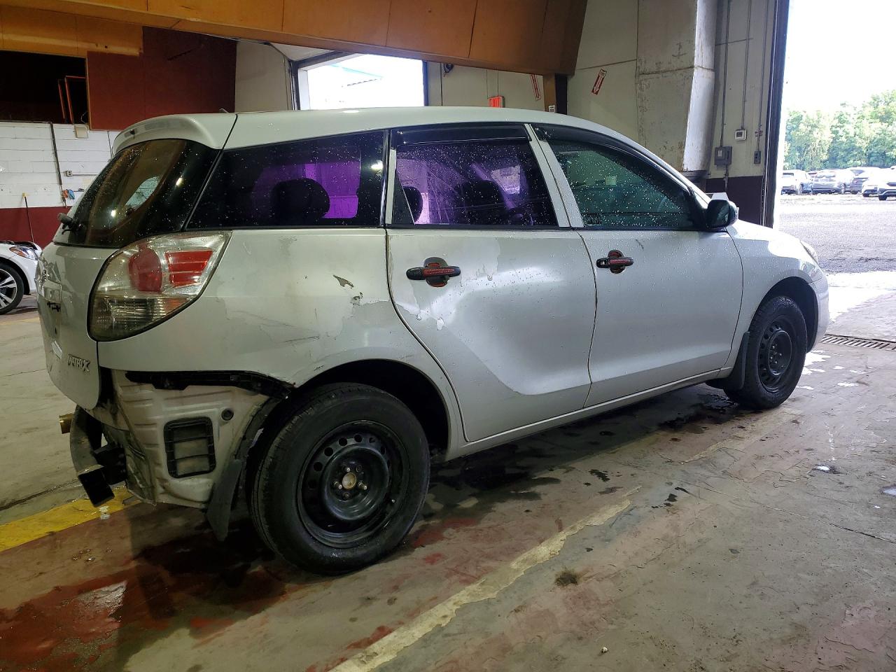2006 Toyota Matrix Base Silver vin: 2T1KR32EX6C575262