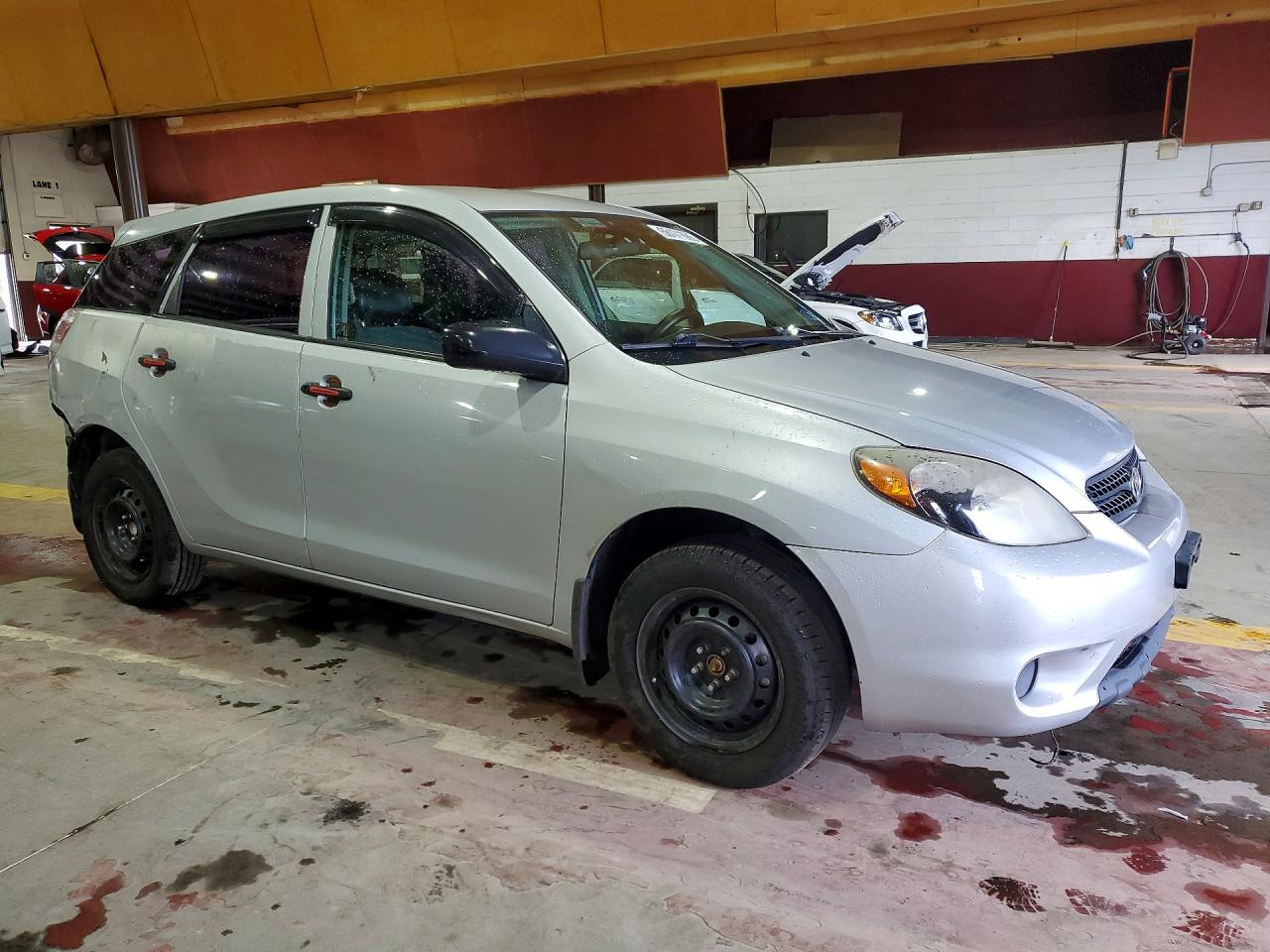 2006 Toyota Matrix Base Silver vin: 2T1KR32EX6C575262