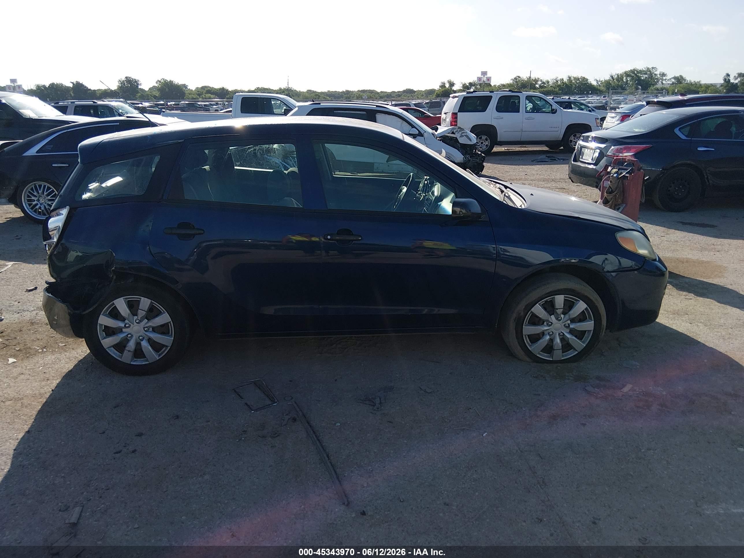 2007 Toyota Matrix   Blue vin: 2T1KR32EX7C632822