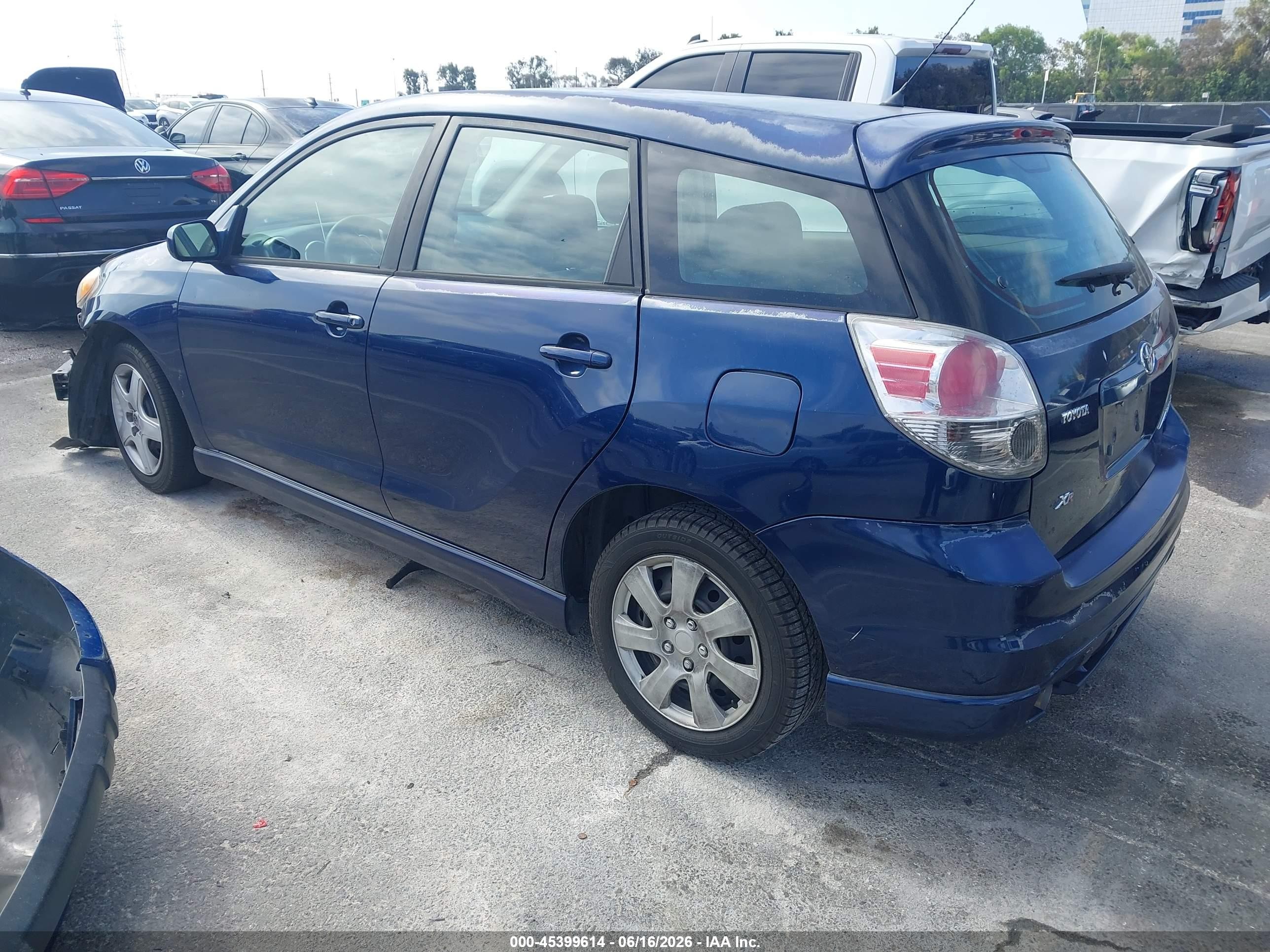 2007 Toyota Matrix Xr Blue vin: 2T1KR32EX7C651936