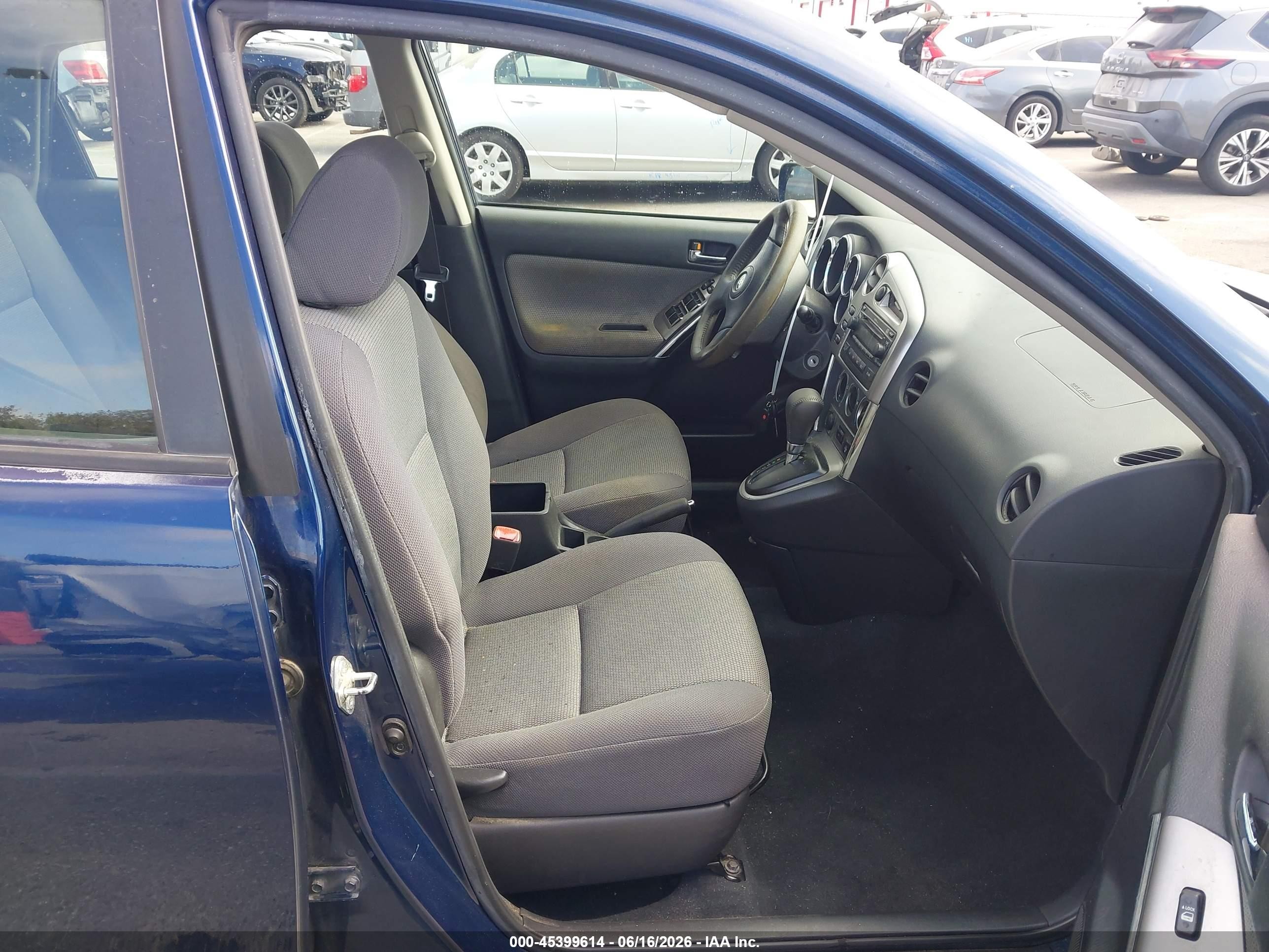 2007 Toyota Matrix Xr Blue vin: 2T1KR32EX7C651936