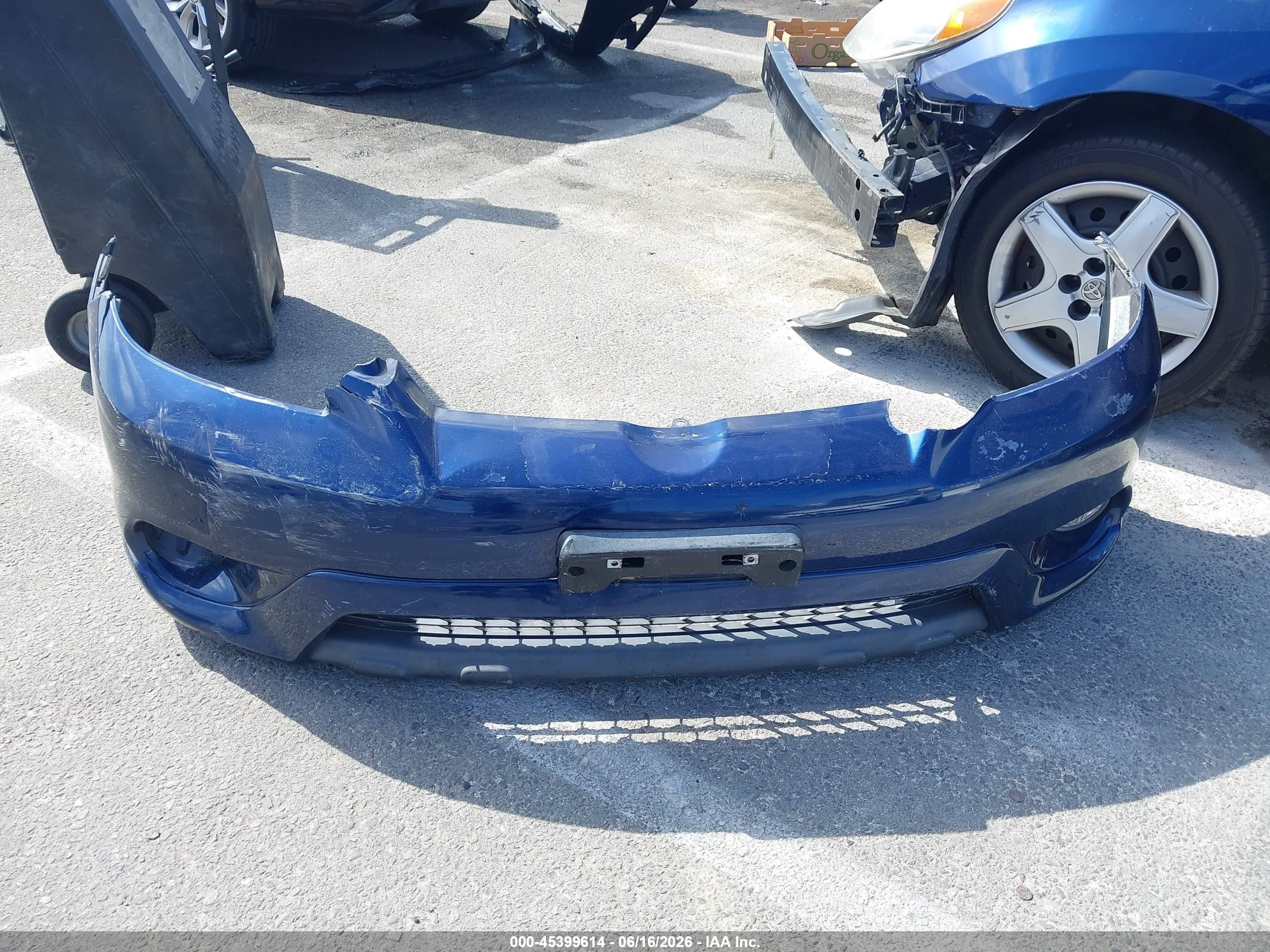 2007 Toyota Matrix Xr Blue vin: 2T1KR32EX7C651936