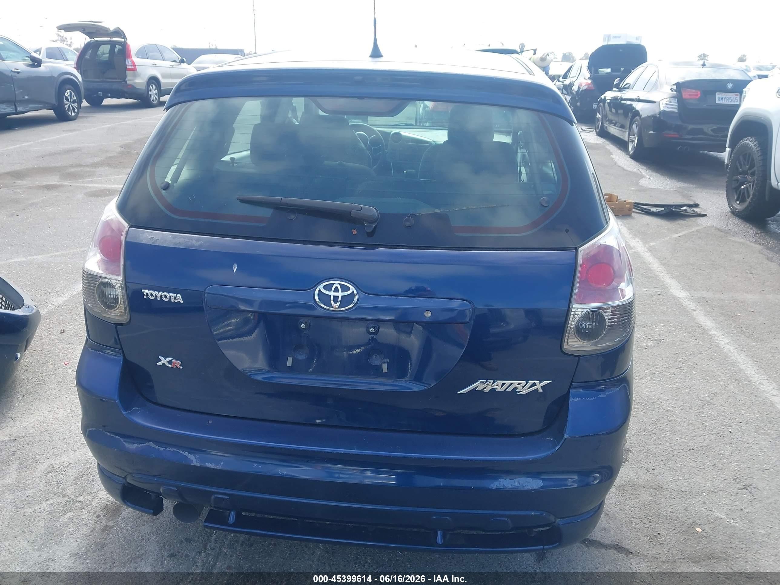 2007 Toyota Matrix Xr Blue vin: 2T1KR32EX7C651936