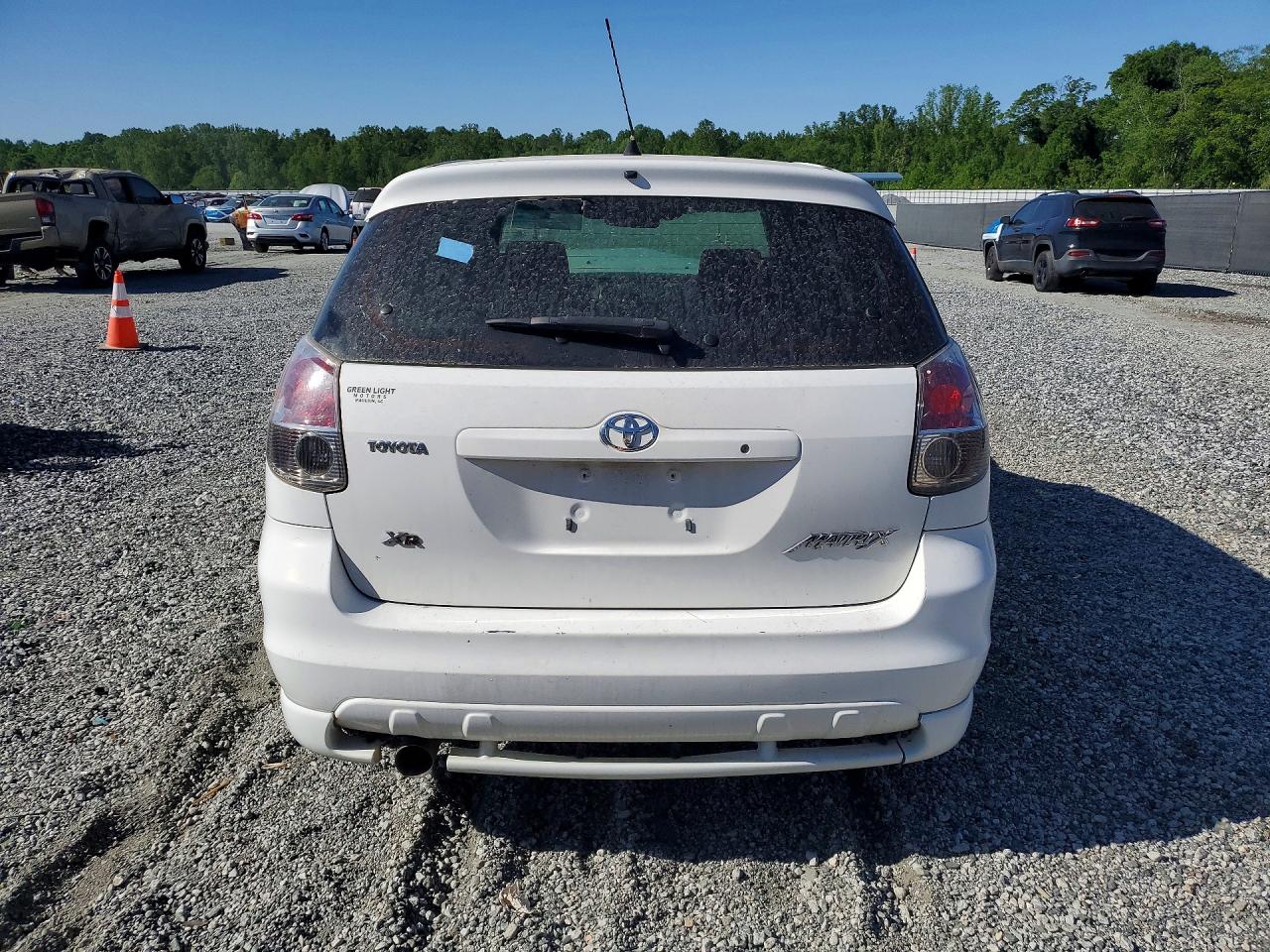 2007 Toyota Corolla Matrix Xr White vin: 2T1KR32EX7C661253