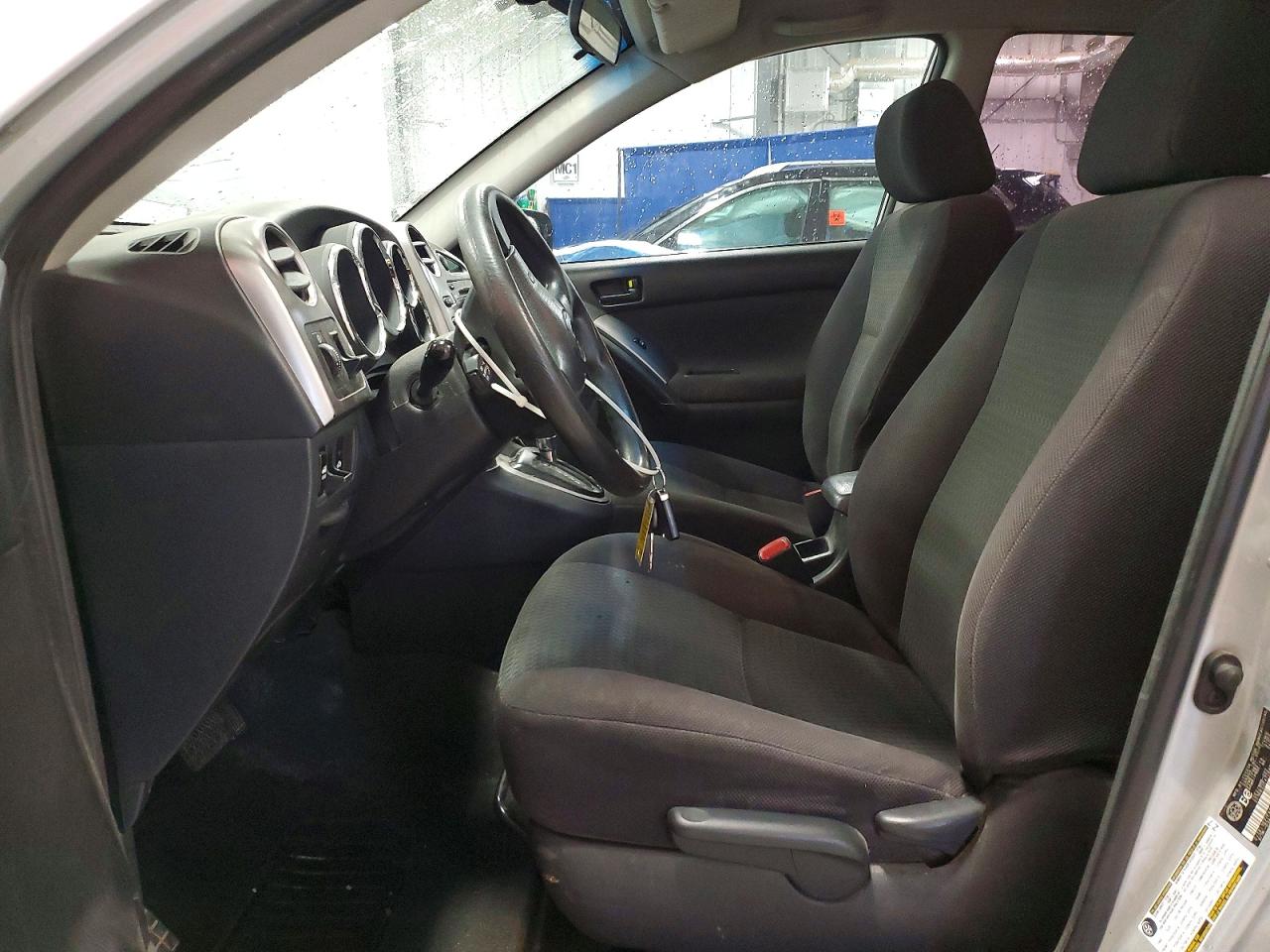 2007 Toyota Corolla Matrix Xr Silver vin: 2T1KR32EX7C683219