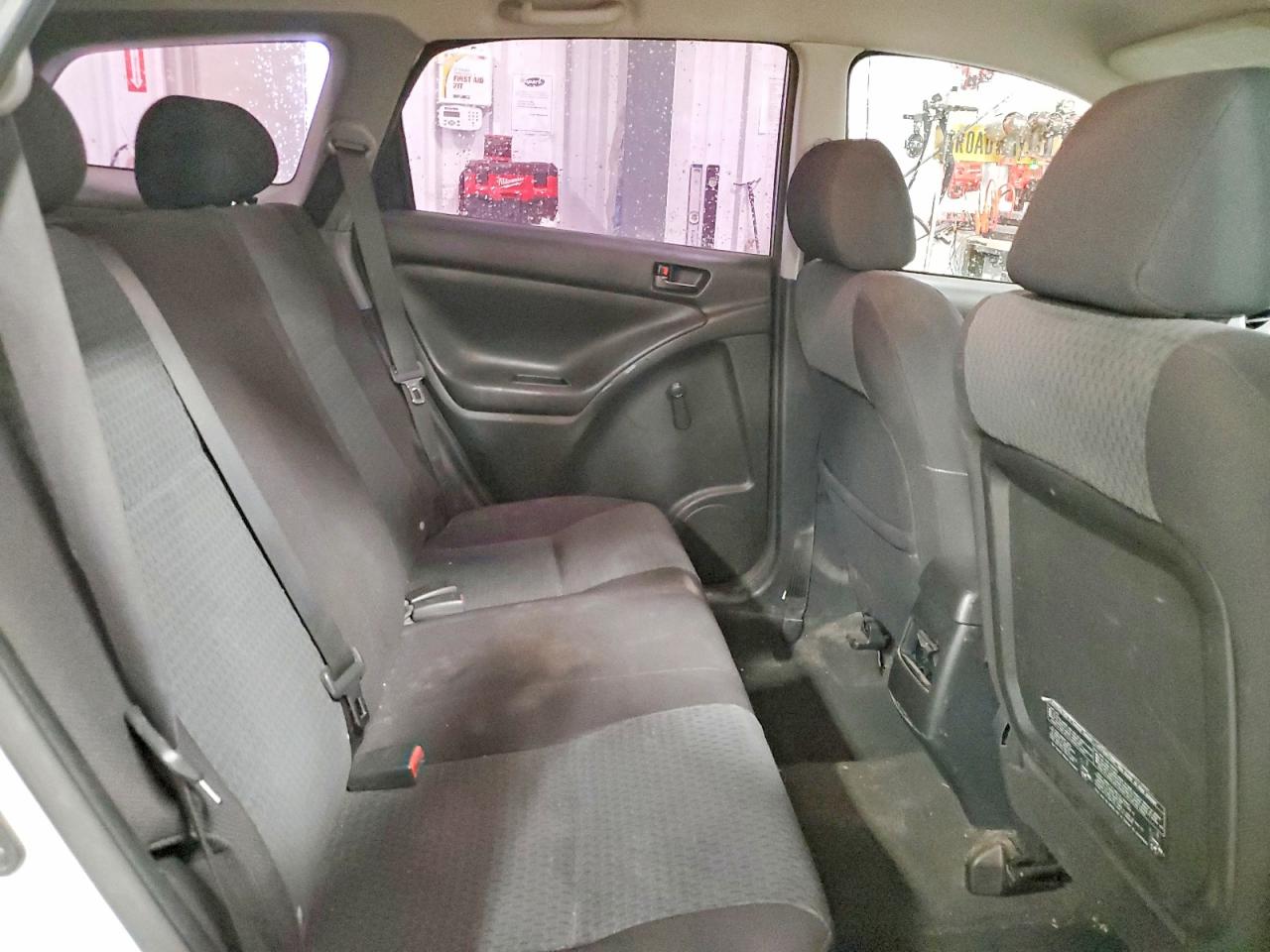2007 Toyota Corolla Matrix Xr Silver vin: 2T1KR32EX7C683219