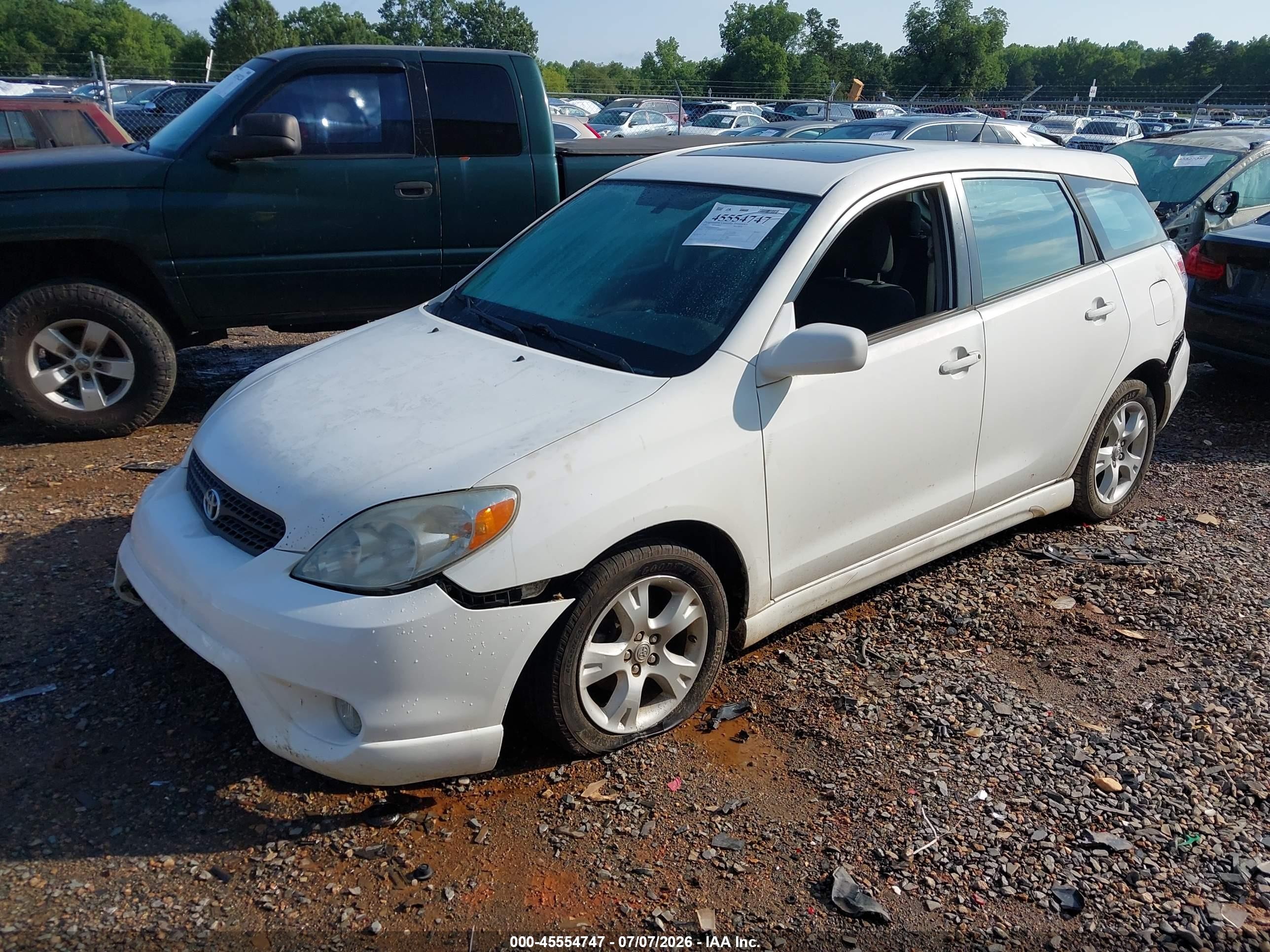 2008 Toyota Matrix Xr White vin: 2T1KR32EX8C687658